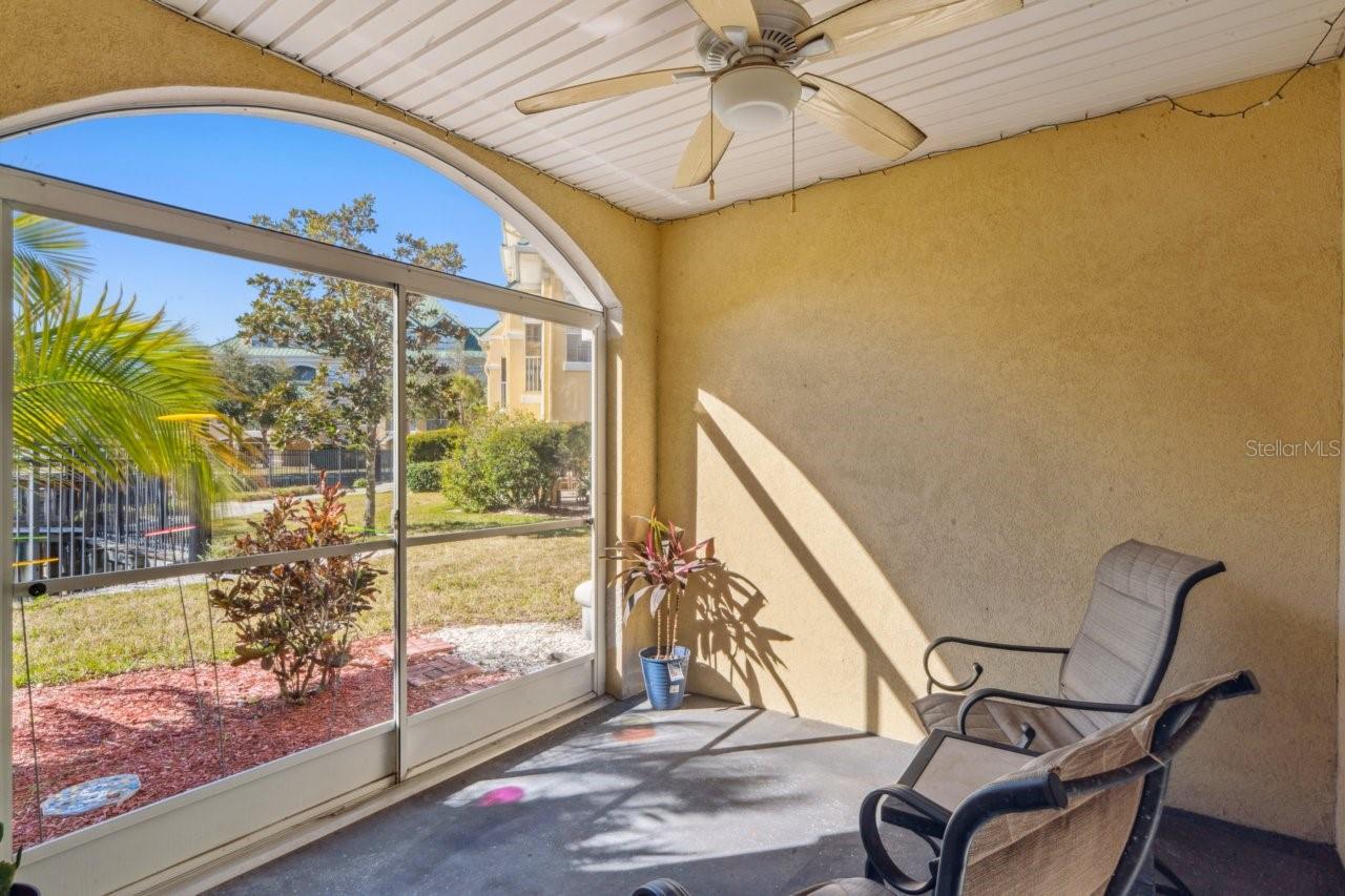 SUNSET BAY TWNHMS - Residential