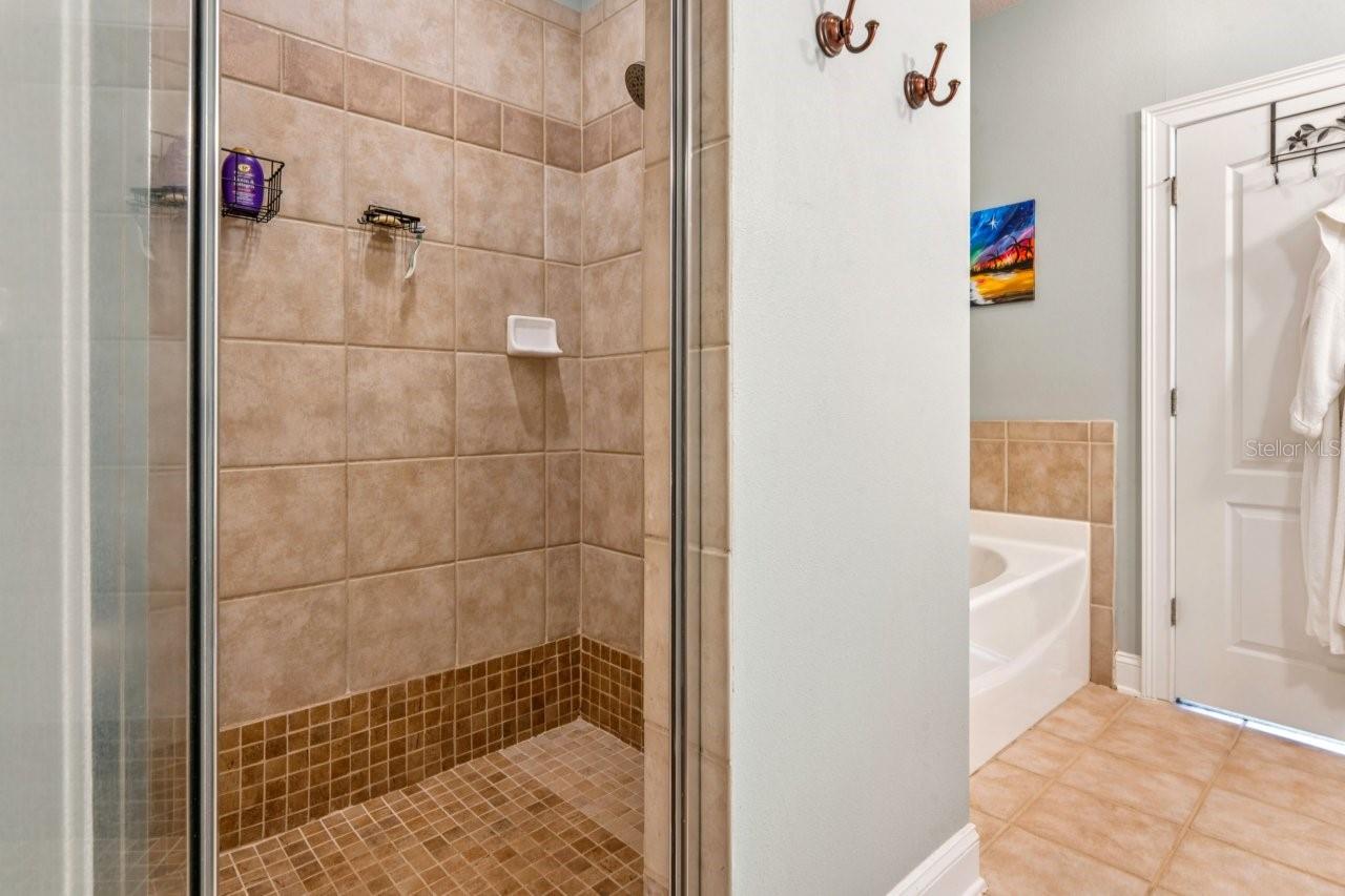 SUNSET BAY TWNHMS - Residential