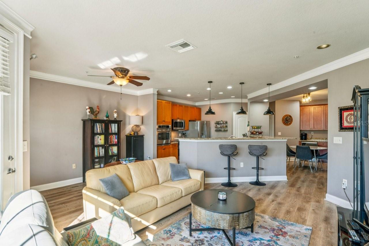 SUNSET BAY TWNHMS - Residential