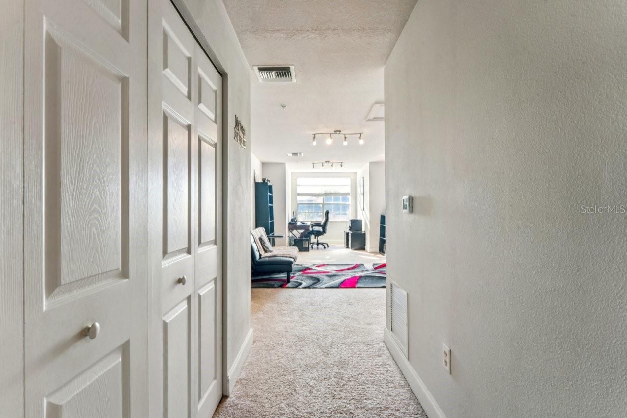 SUNSET BAY TWNHMS - Residential