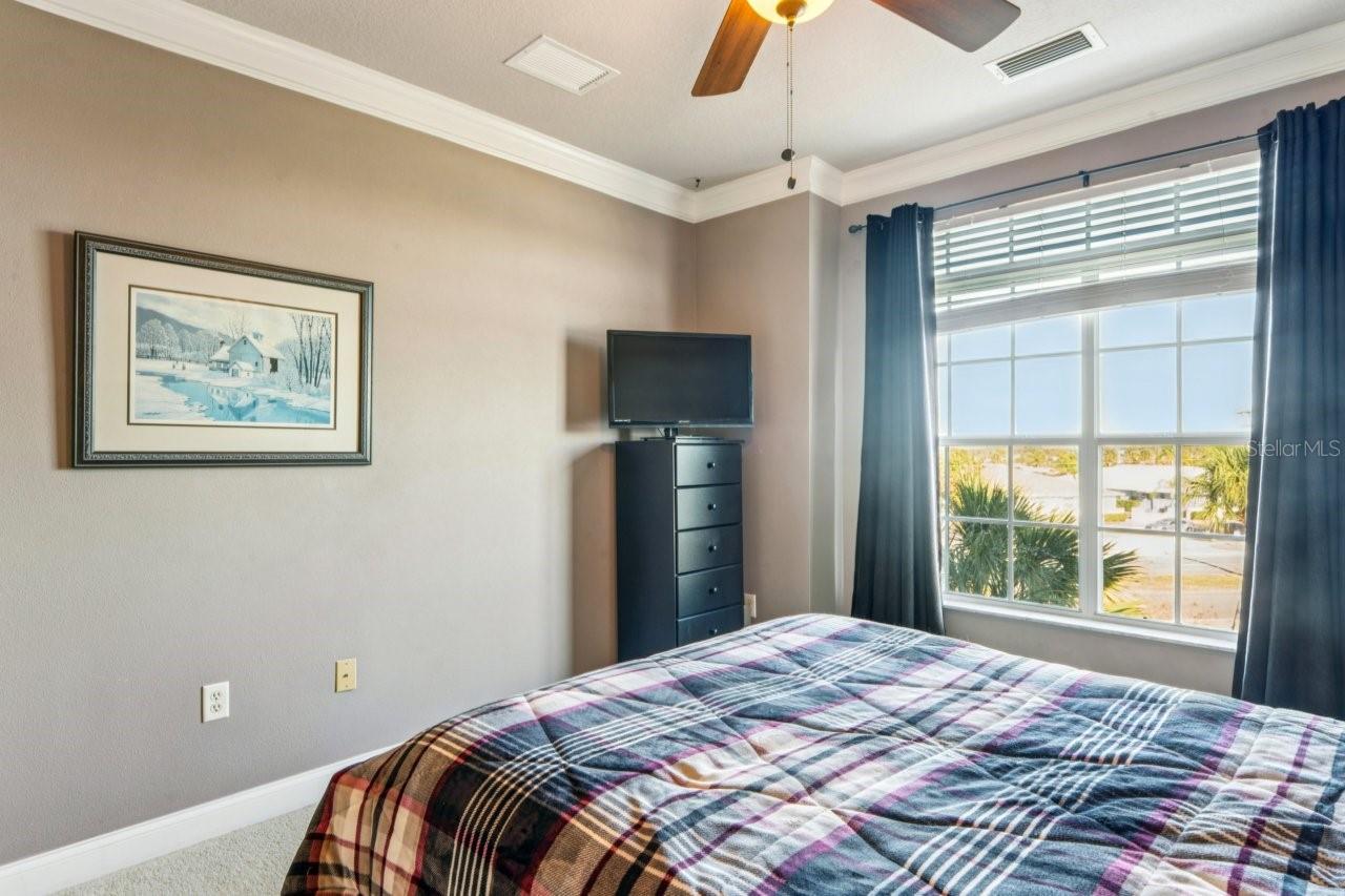 SUNSET BAY TWNHMS - Residential