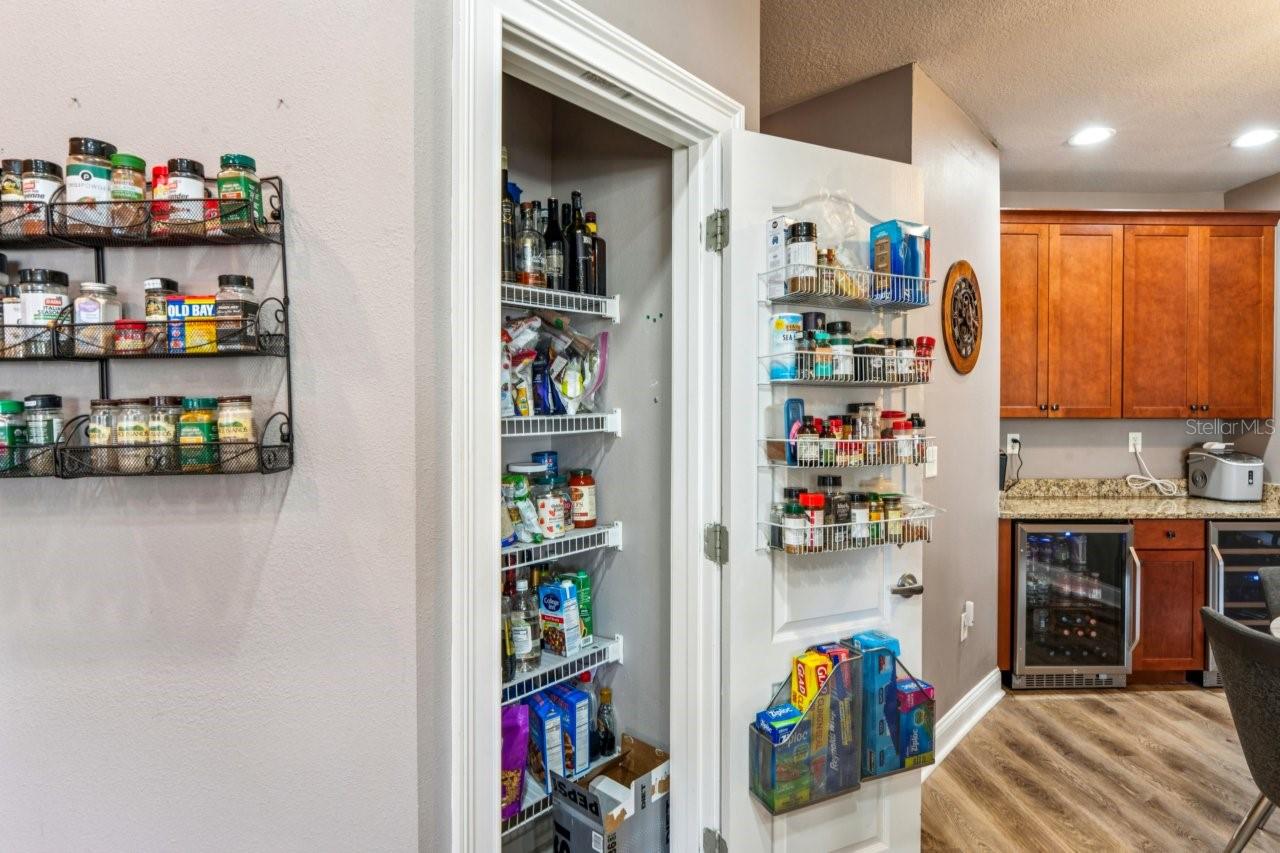 SUNSET BAY TWNHMS - Residential