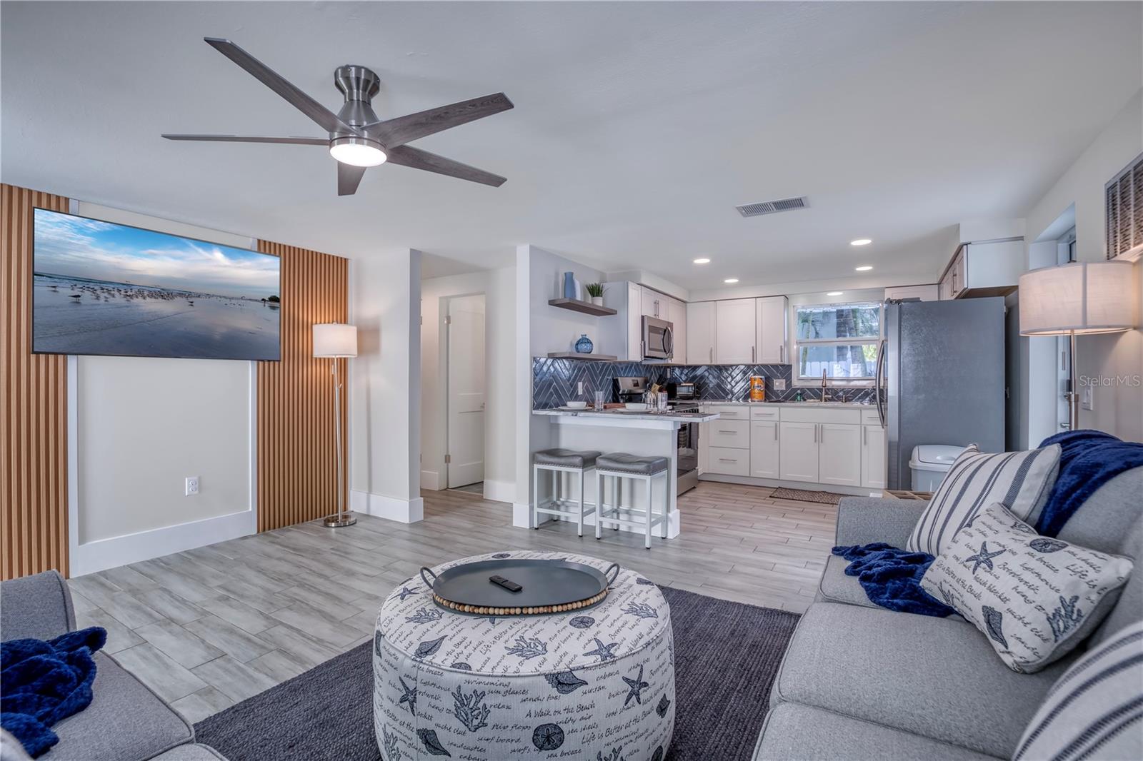 CASANAS - Residential Income