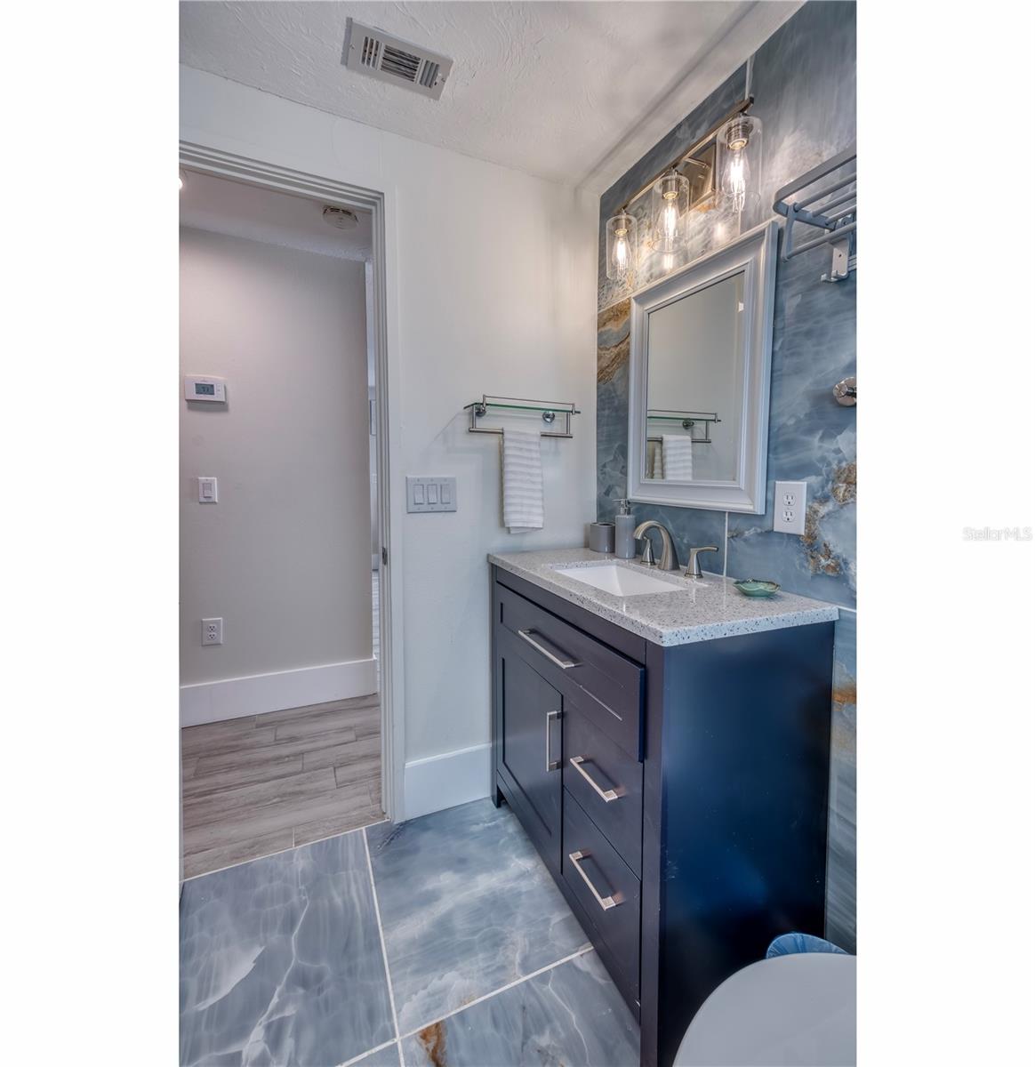 CASANAS - Residential Income