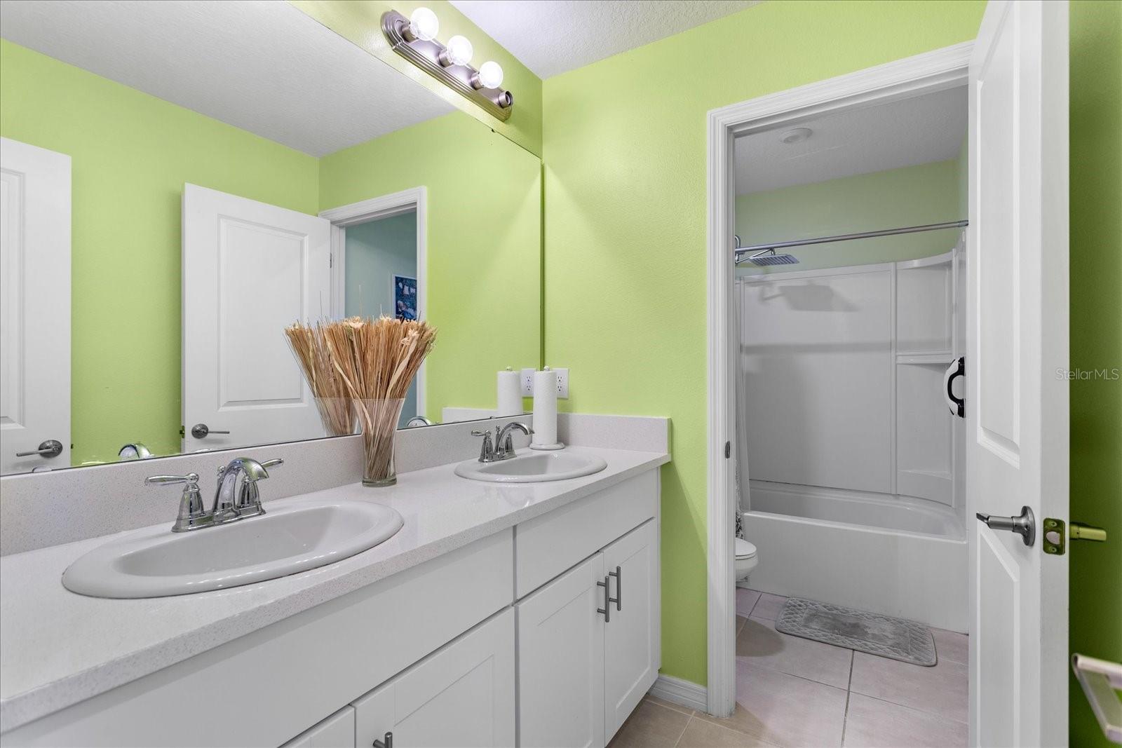 SOUTHERN PINES PH 4 PB 30 PGS 155-158 LOT 73 - Residential