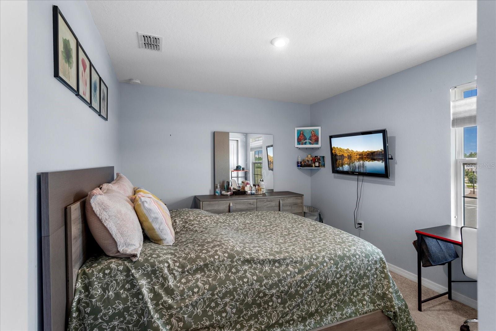 SOUTHERN PINES PH 4 PB 30 PGS 155-158 LOT 73 - Residential