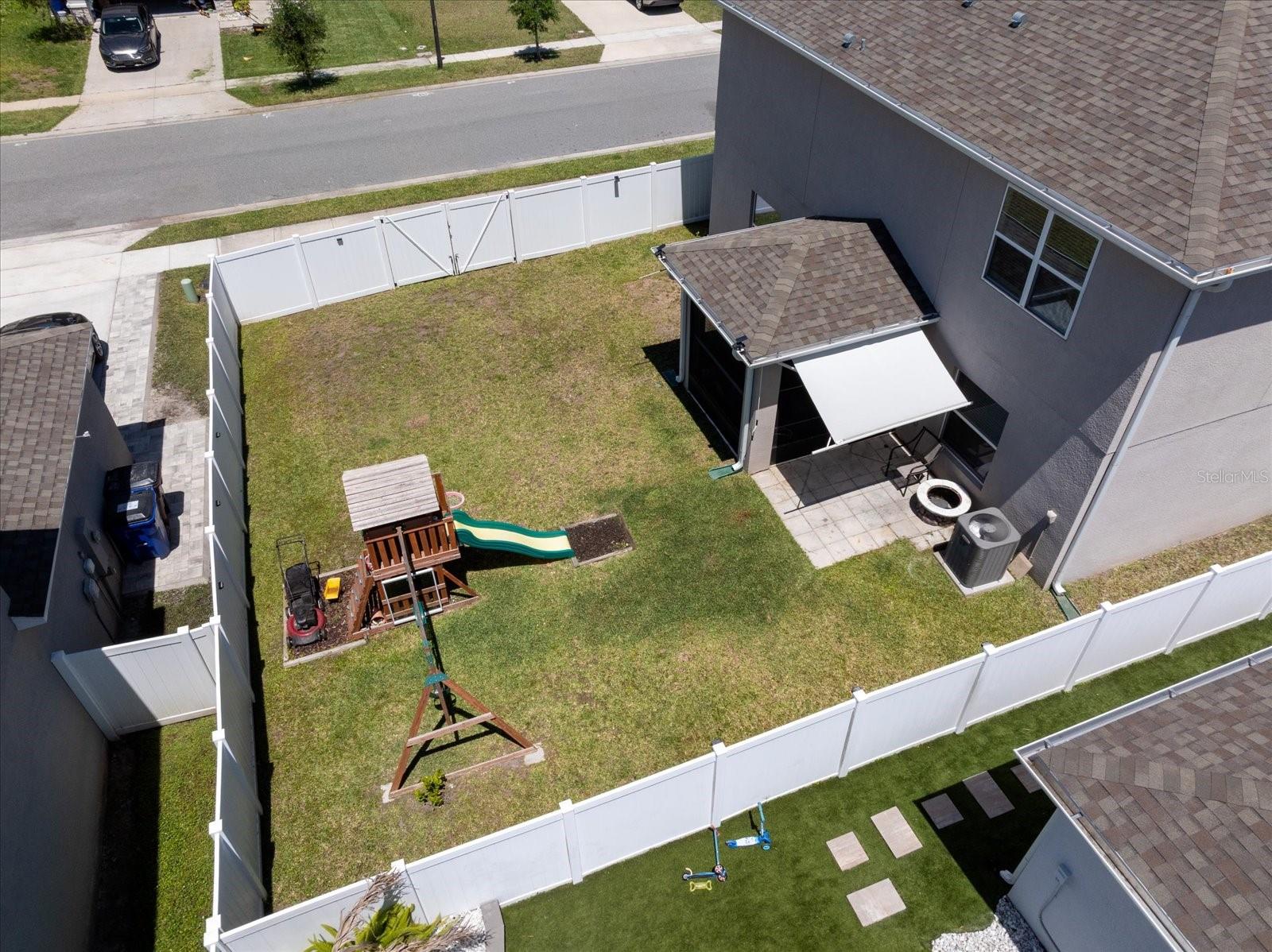 SOUTHERN PINES PH 4 PB 30 PGS 155-158 LOT 73 - Residential