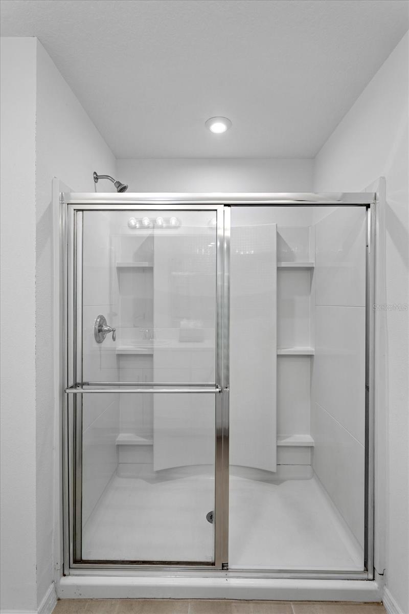 SOUTHERN PINES PH 4 PB 30 PGS 155-158 LOT 73 - Residential