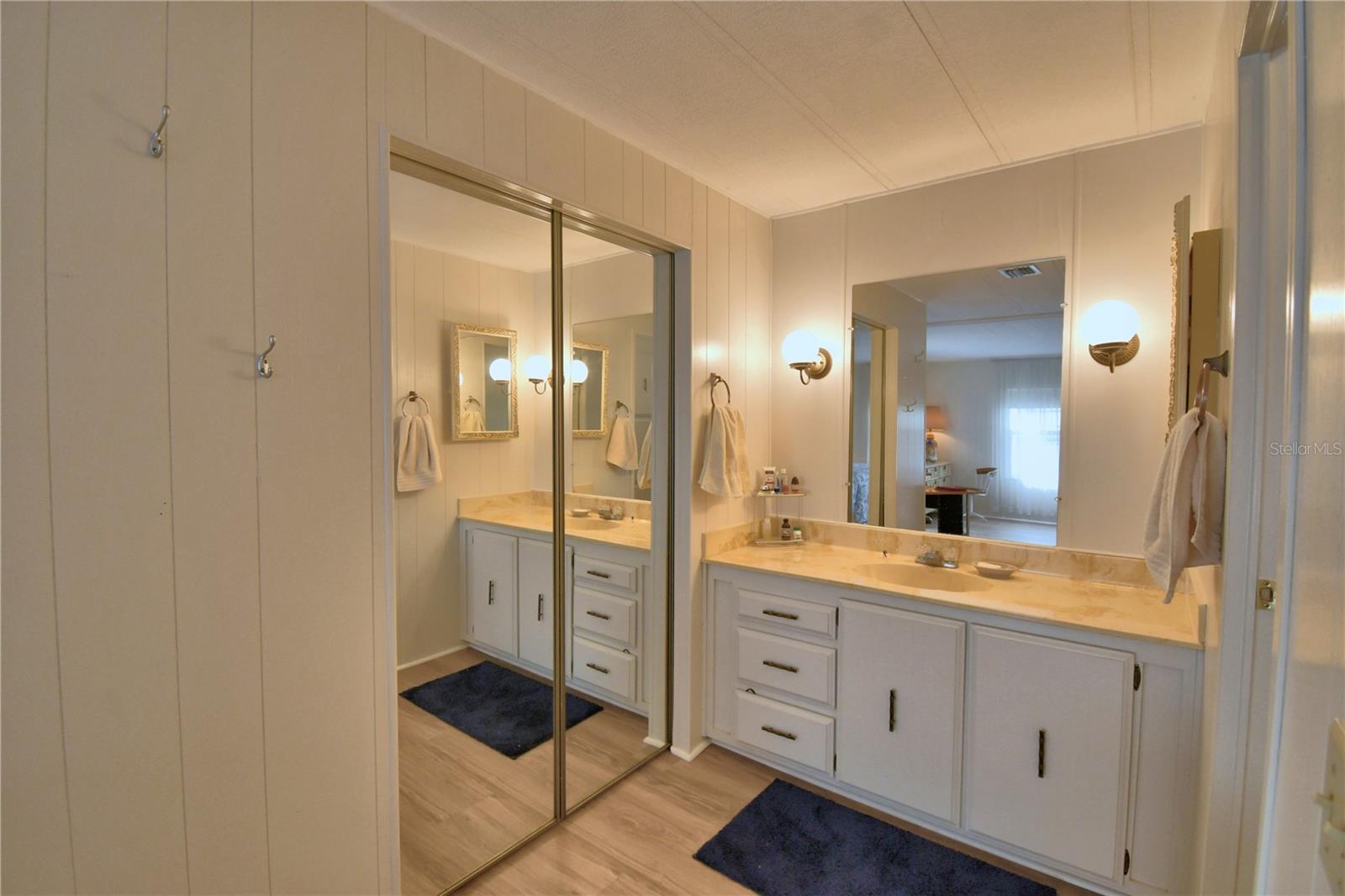 OAKWOOD ESTATES - Residential