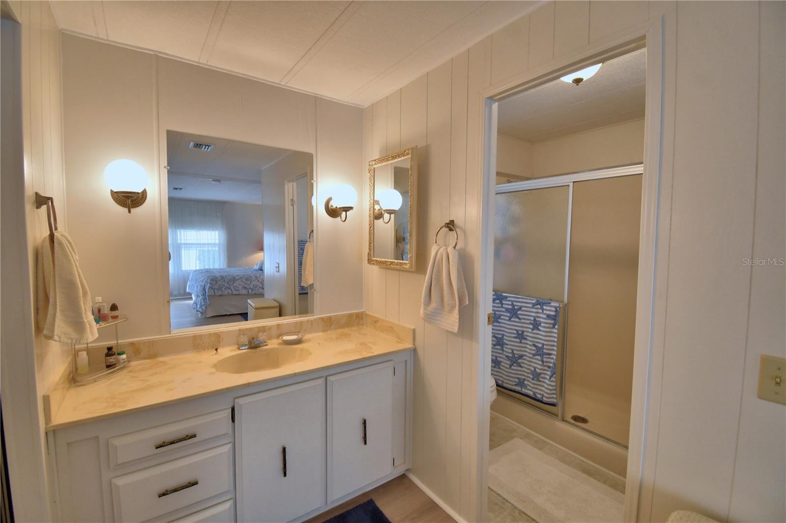 OAKWOOD ESTATES - Residential