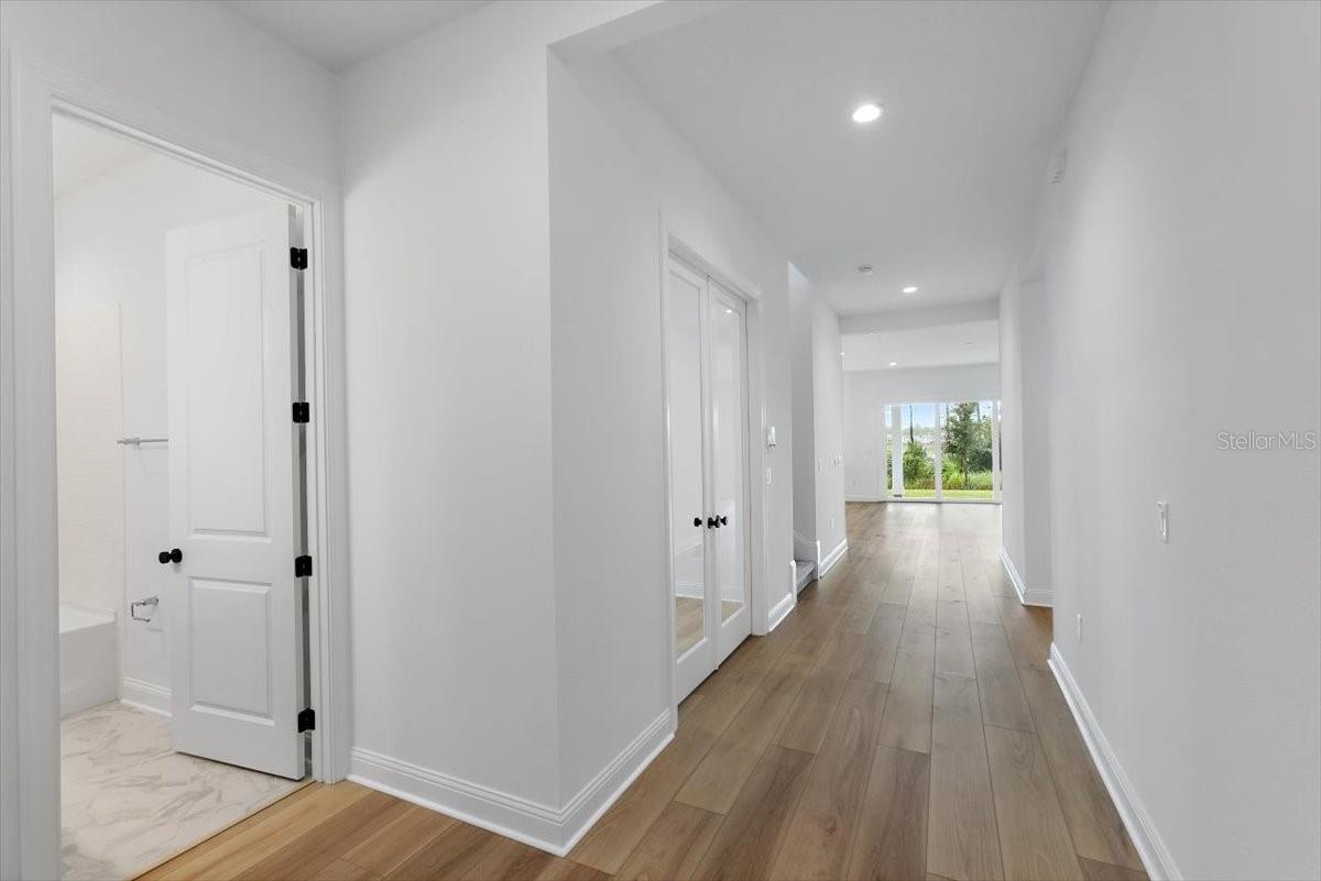 RETREAT/TOWN CENTER PH 1 - Residential