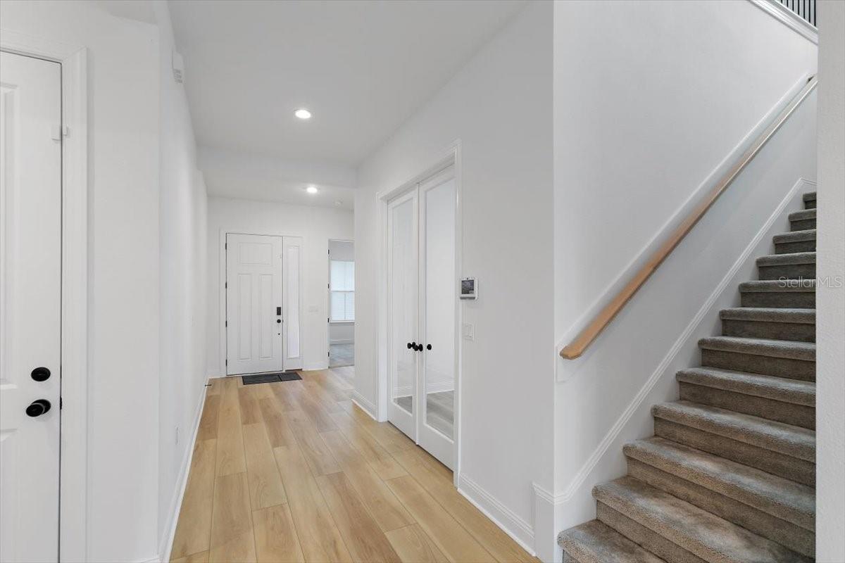 RETREAT/TOWN CENTER PH 1 - Residential