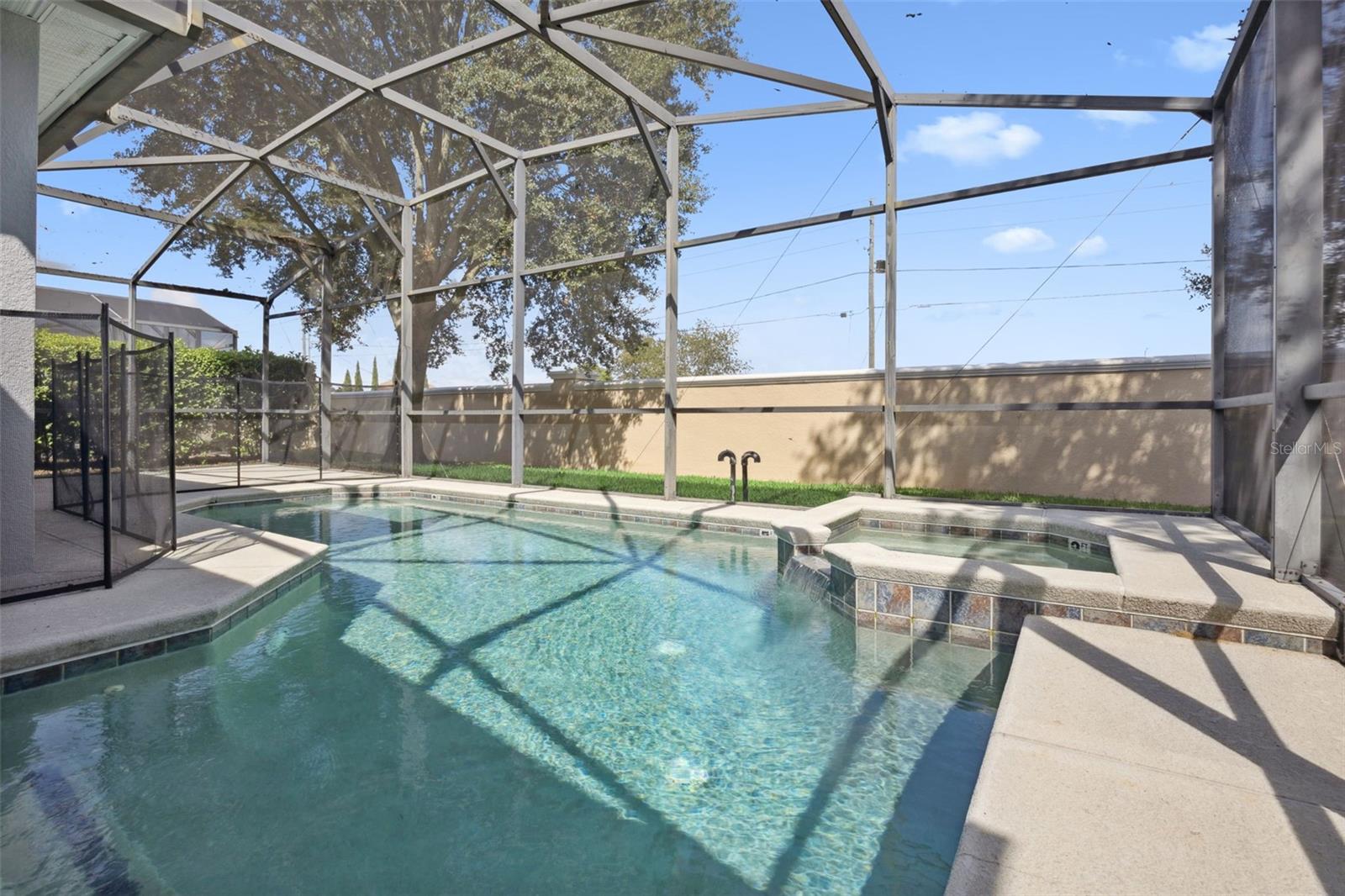CALABAY PARK AT TOWER LAKE PH 02 - Residential