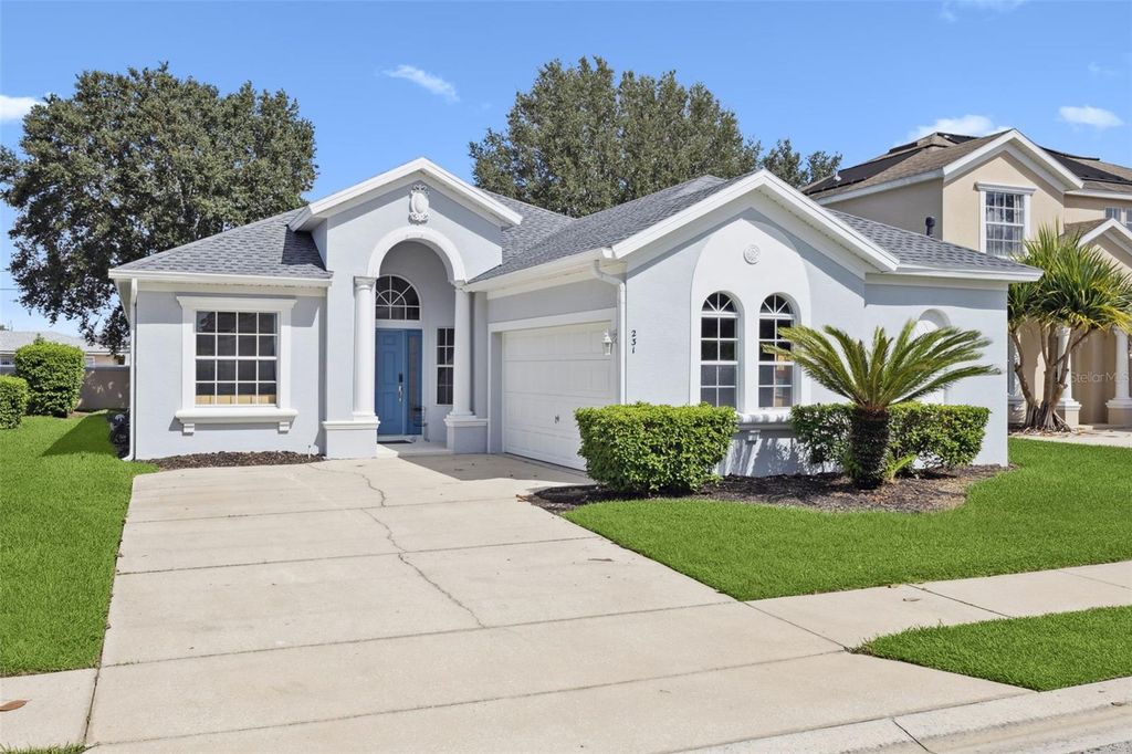 Photo of 231 Minniehaha Circle, Haines City, FL 33844 (MLS # O6351293)