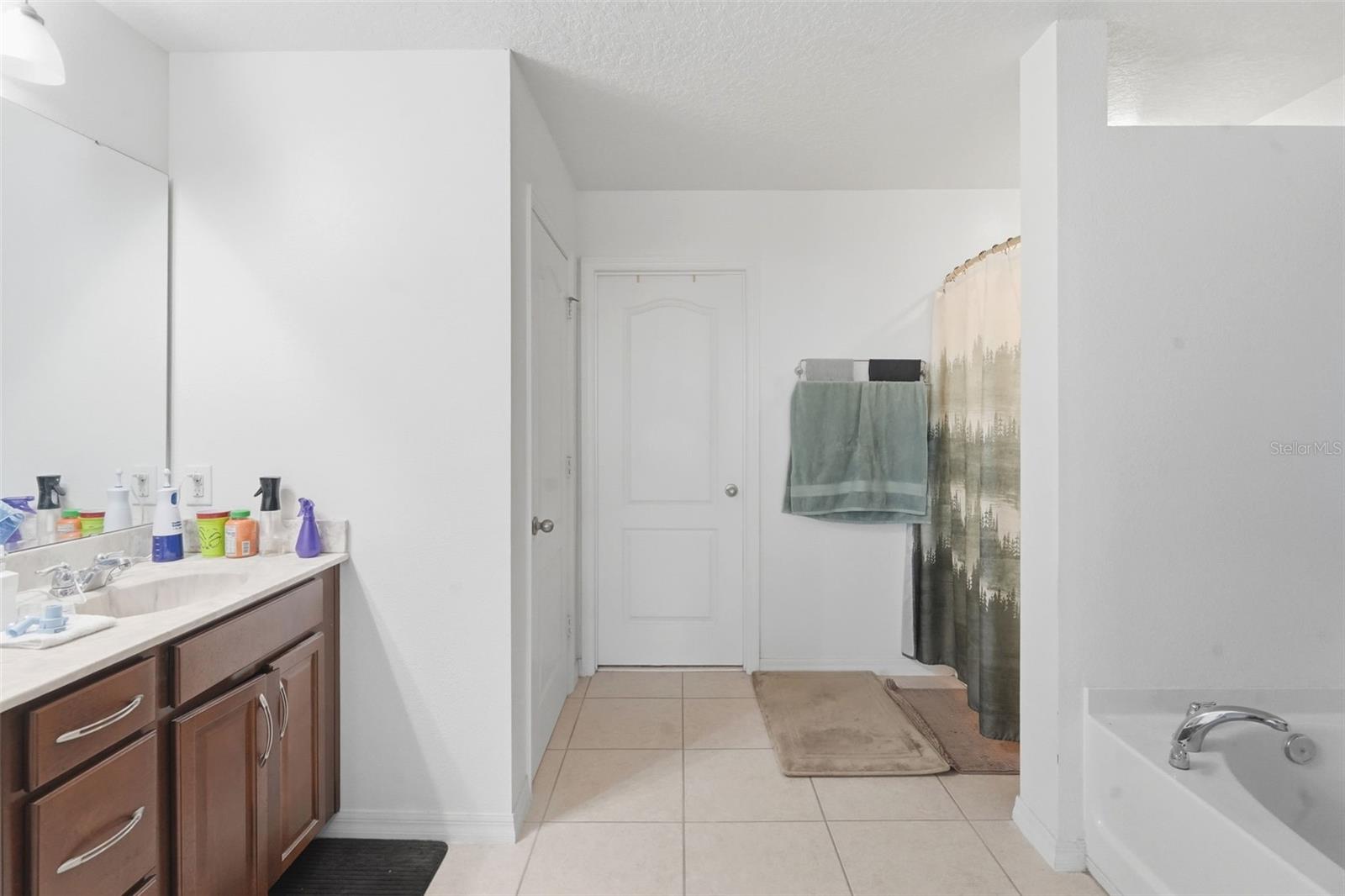 EAGLE POINT PH I - Residential