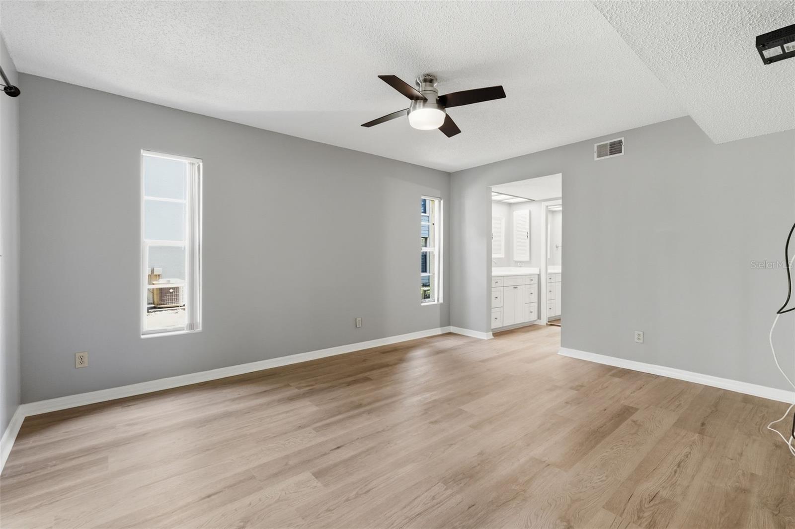 EAGLES GLEN CONDO - Residential
