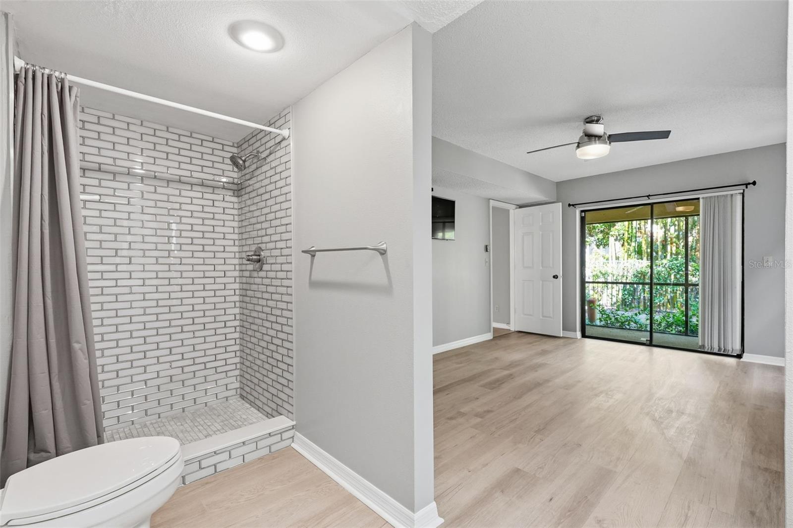 EAGLES GLEN CONDO - Residential