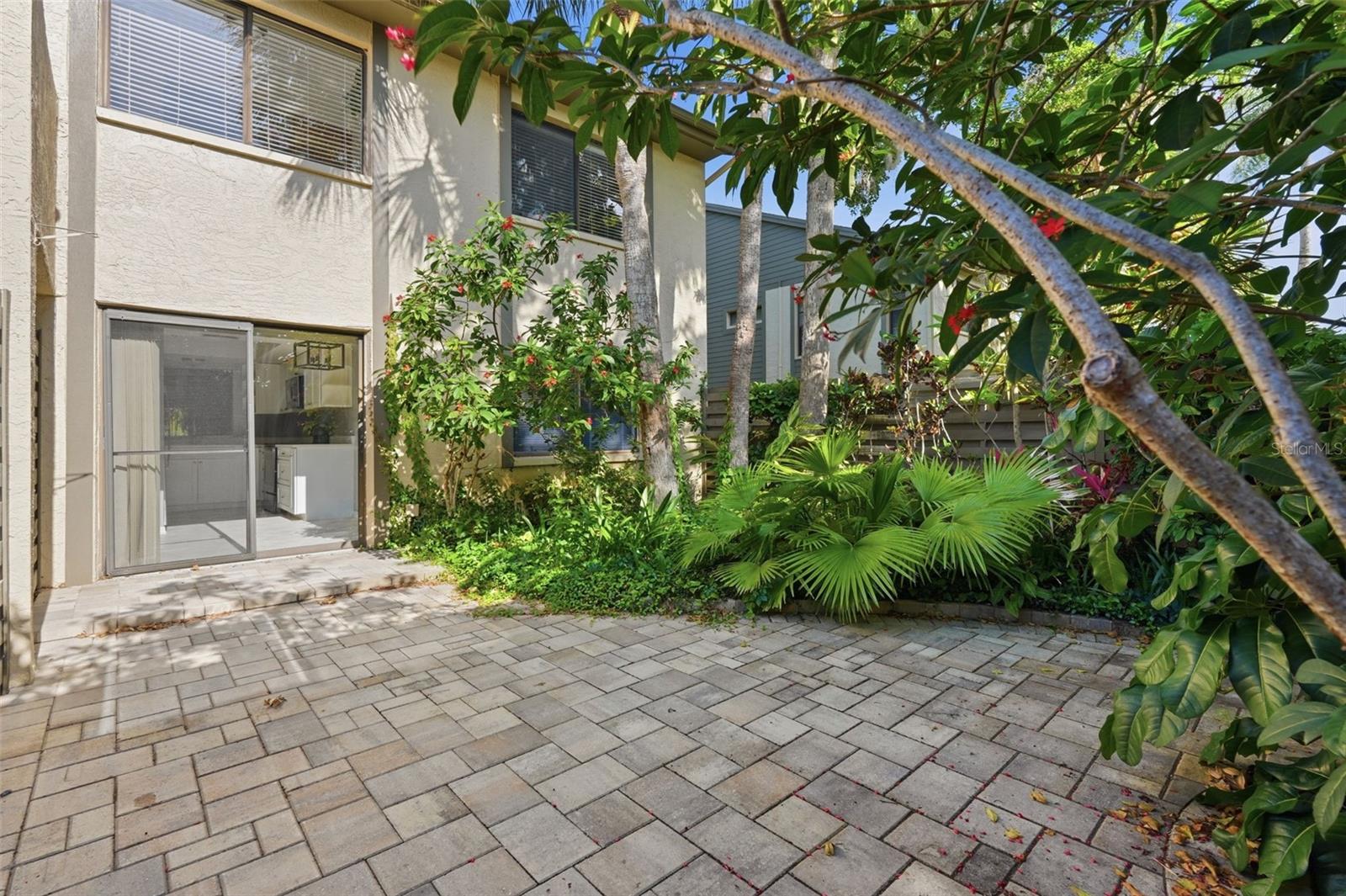 EAGLES GLEN CONDO - Residential