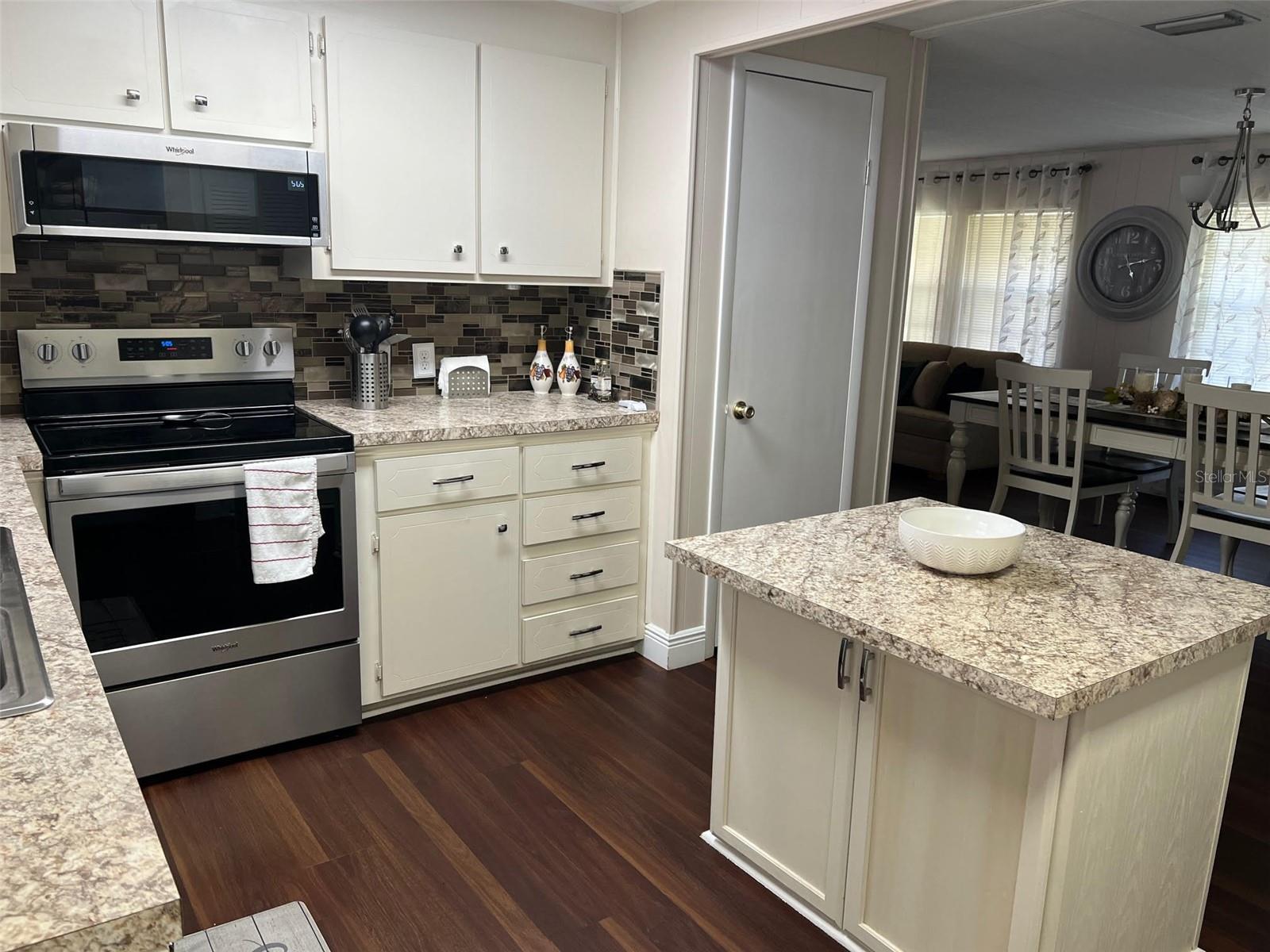 PALM HILL MOBILE HOME PARK UNREC - Residential