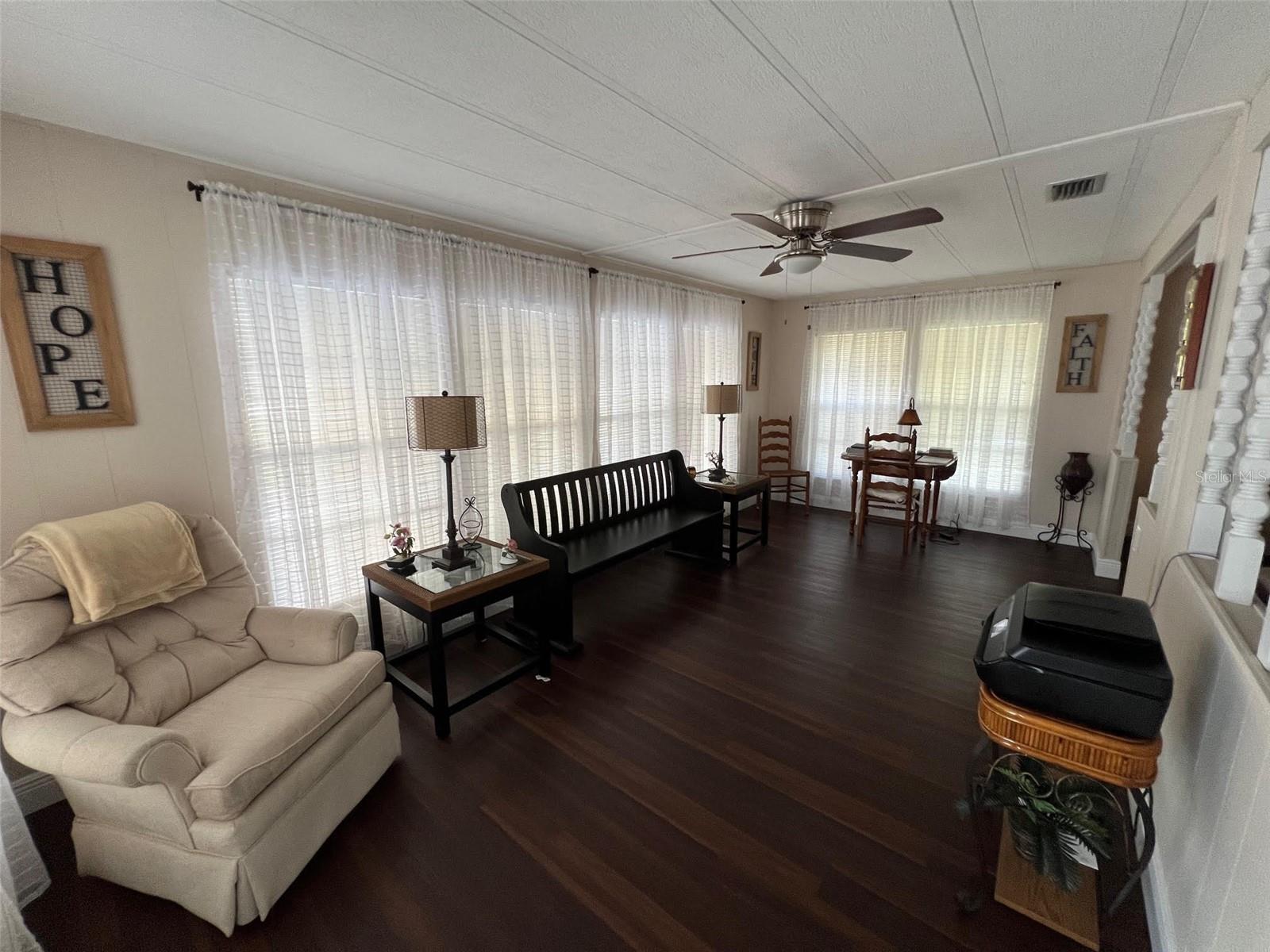 PALM HILL MOBILE HOME PARK UNREC - Residential