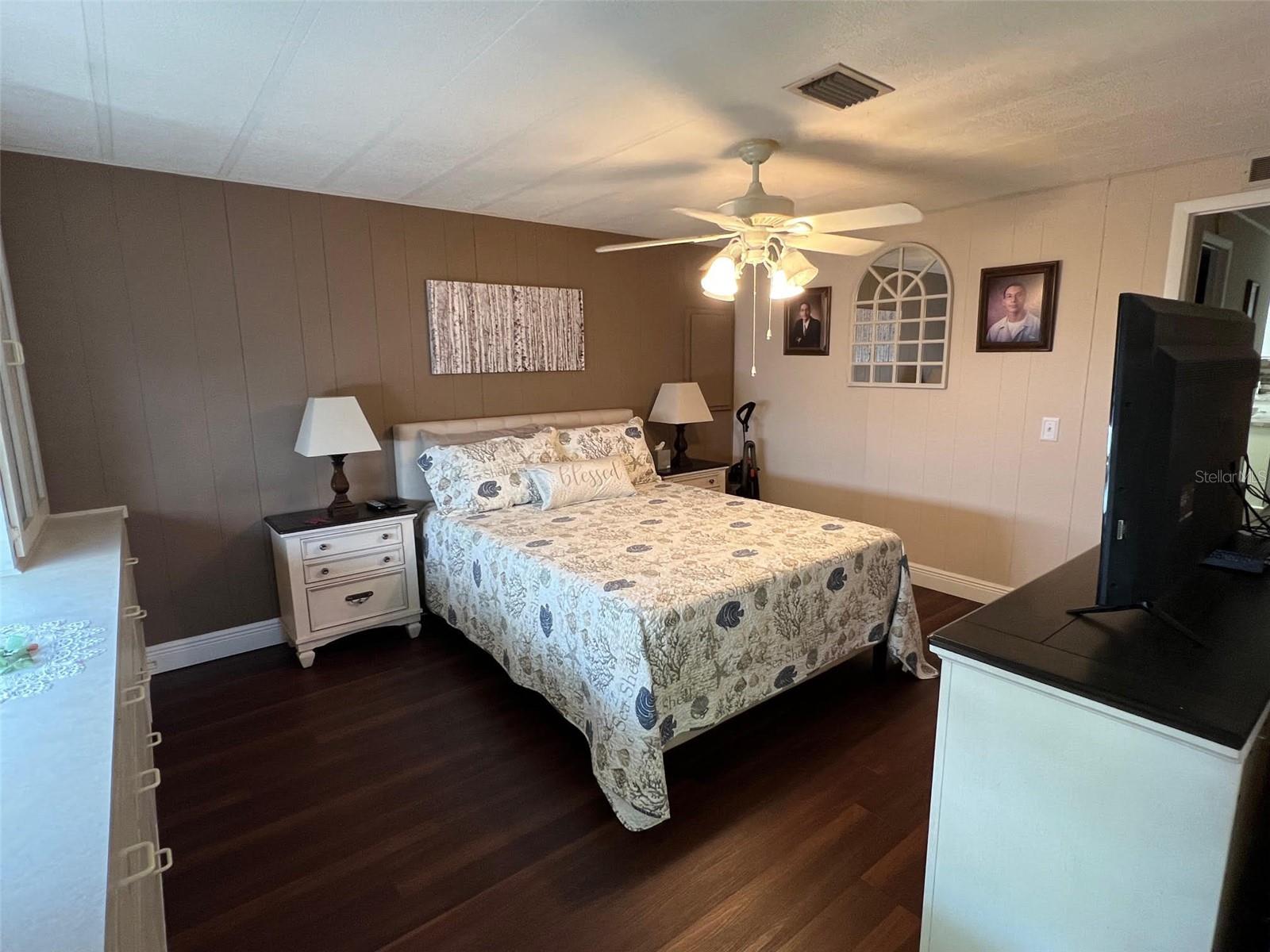 PALM HILL MOBILE HOME PARK UNREC - Residential