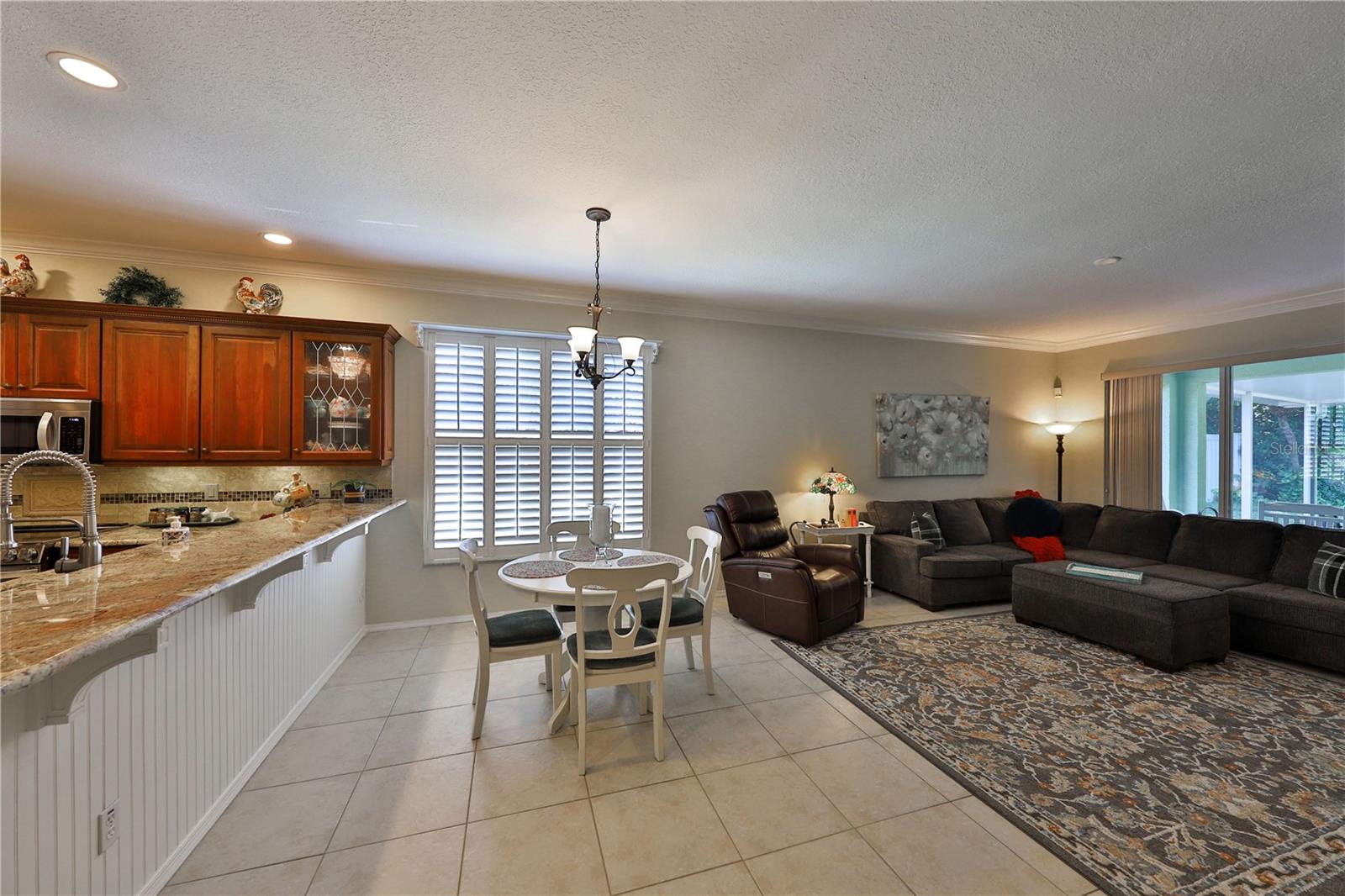 112 REDTAIL PLACE FL
