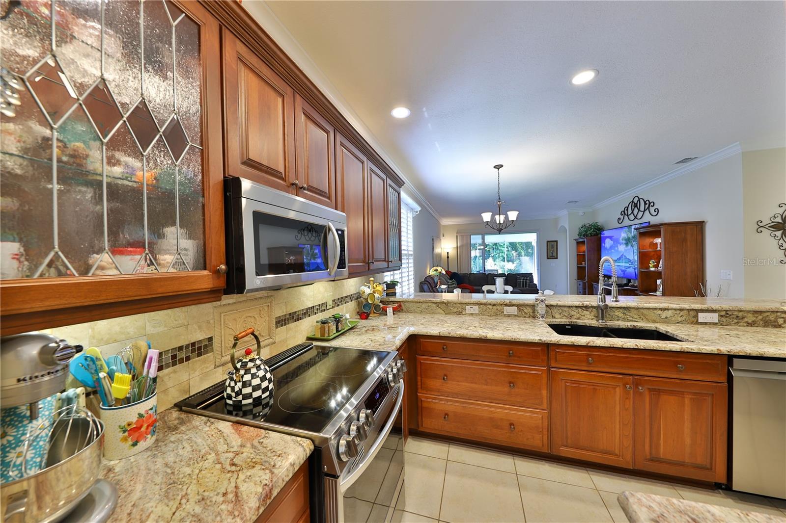 112 REDTAIL PLACE FL