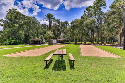 A home in DUNNELLON