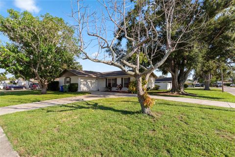 Photo of 2813 20th Avenue W, Bradenton, FL 34205 (MLS # TB8428201)