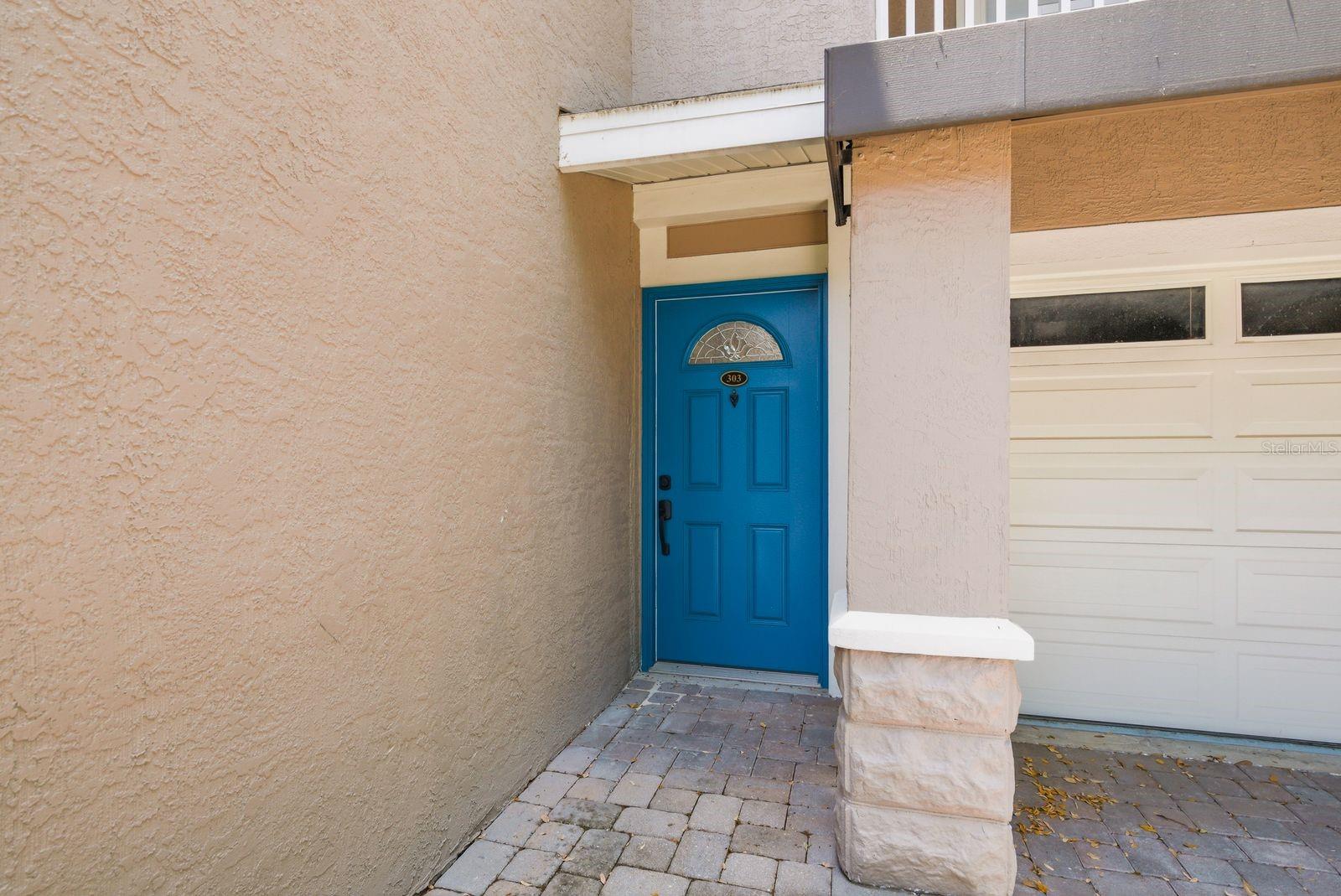 BAYSHORE CARRIAGE HOMES - Residential