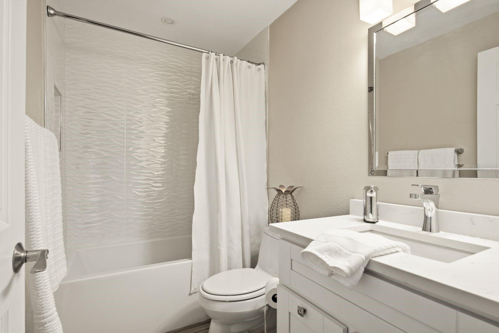 BAYSHORE CARRIAGE HOMES - Residential
