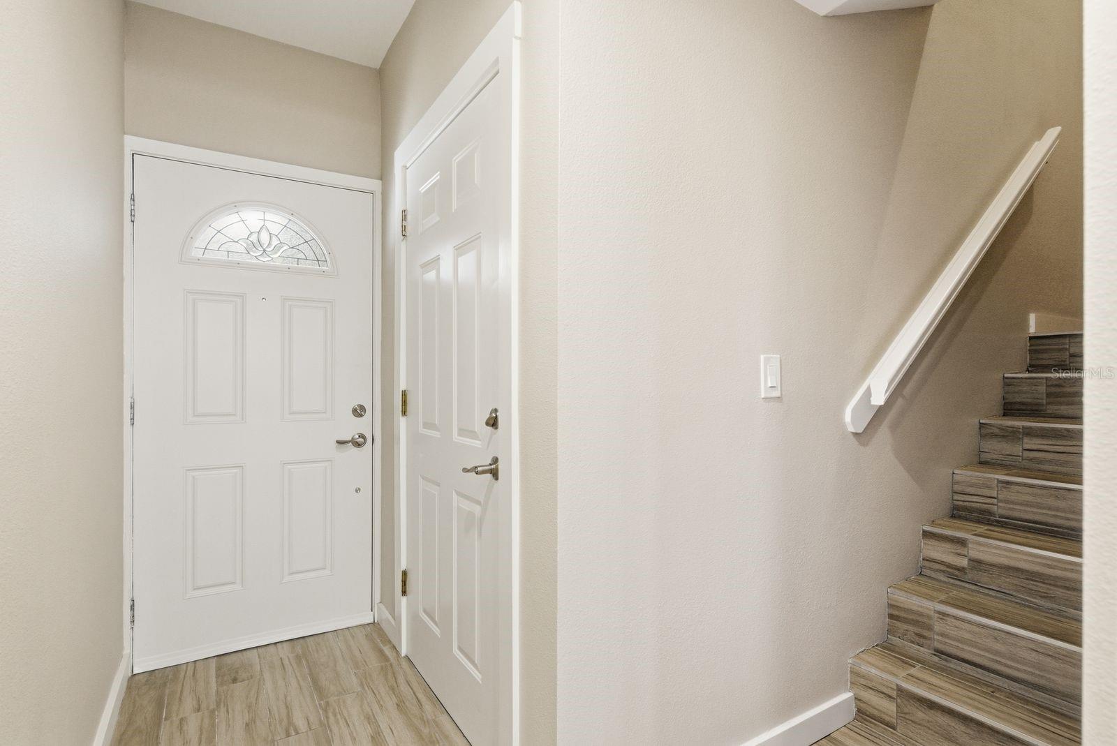 BAYSHORE CARRIAGE HOMES - Residential