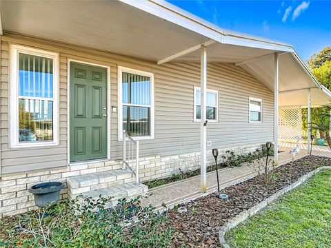 Photo of 1405 Skyline Court, Tavares, FL 32778 (MLS # G5107843)