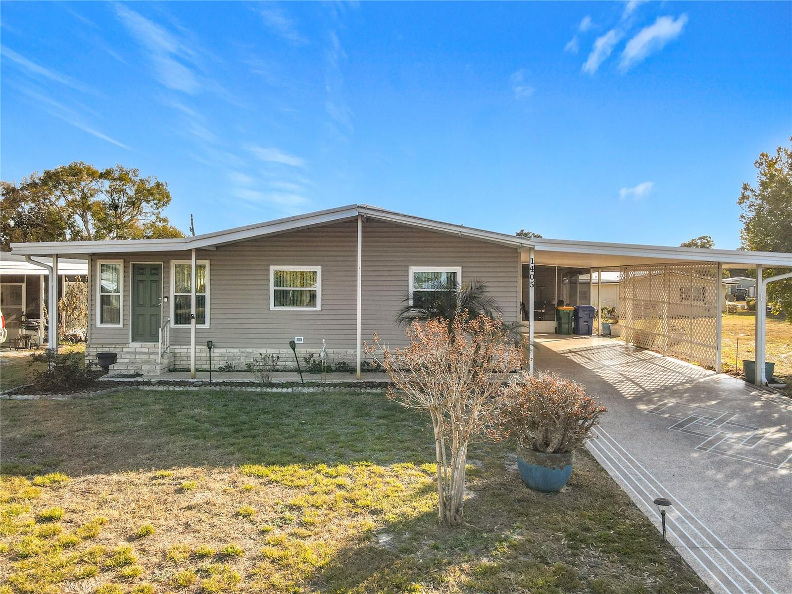 TAVARES LAKE FRANCES ESTATES - Residential