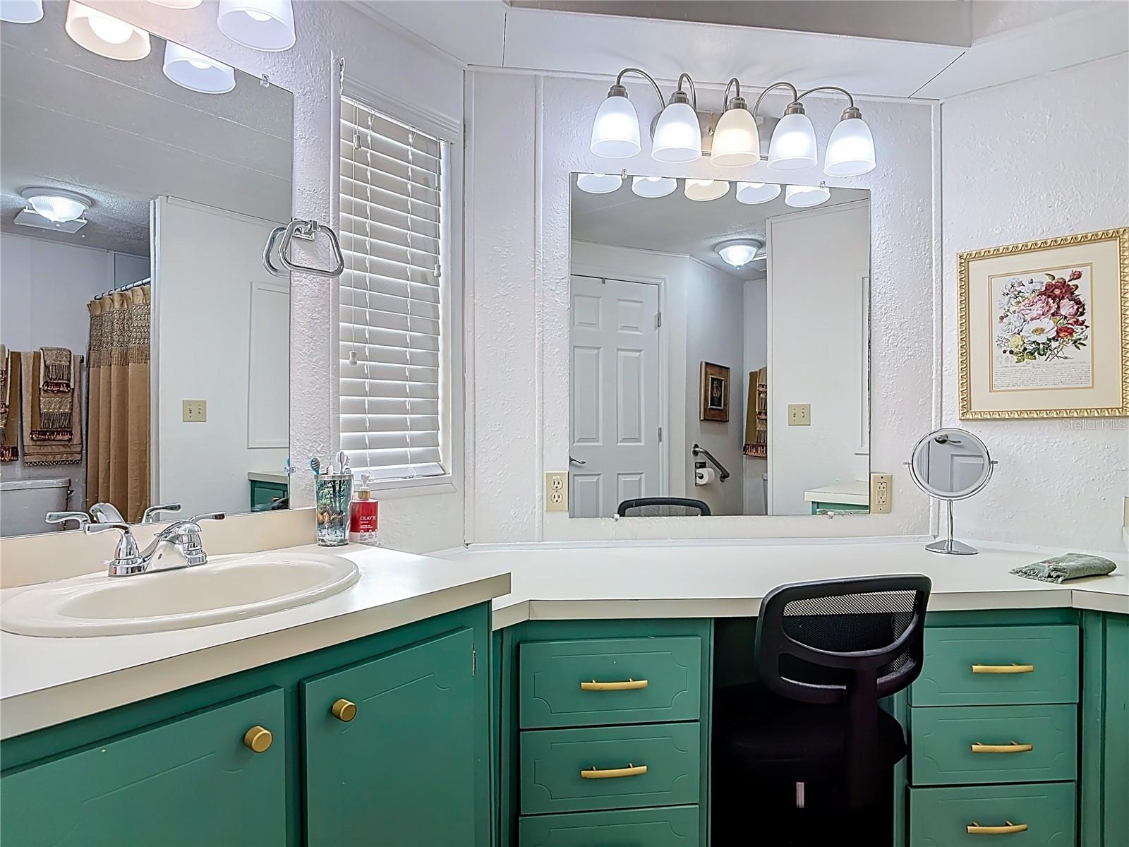 TAVARES LAKE FRANCES ESTATES - Residential