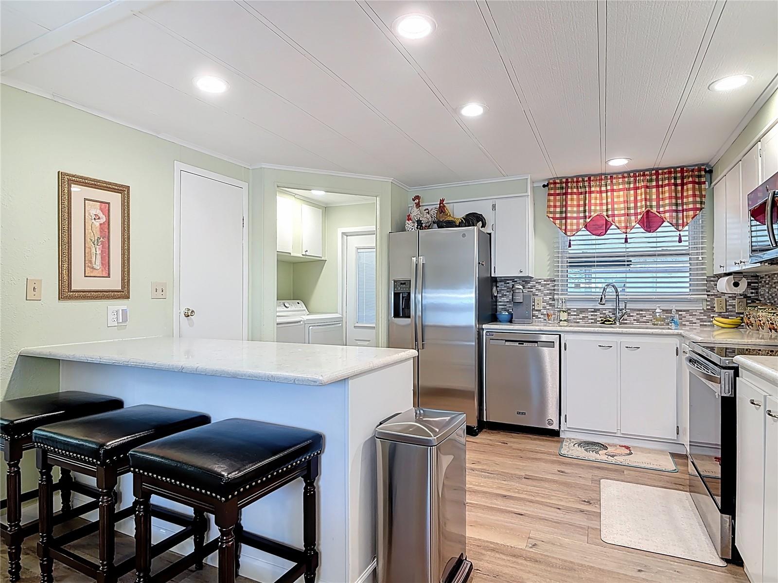 TAVARES LAKE FRANCES ESTATES - Residential