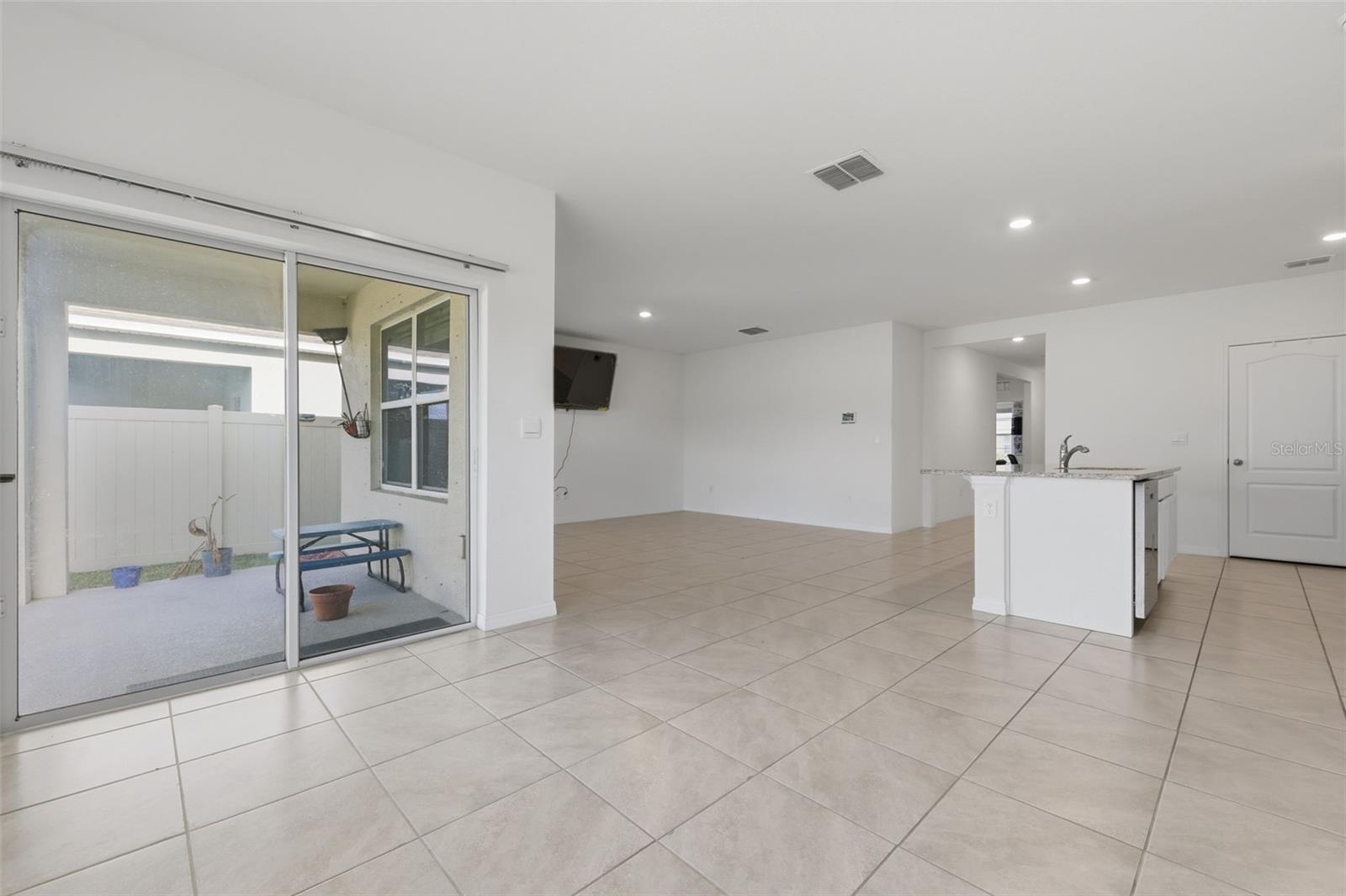 WESTRIDGE PK - Residential