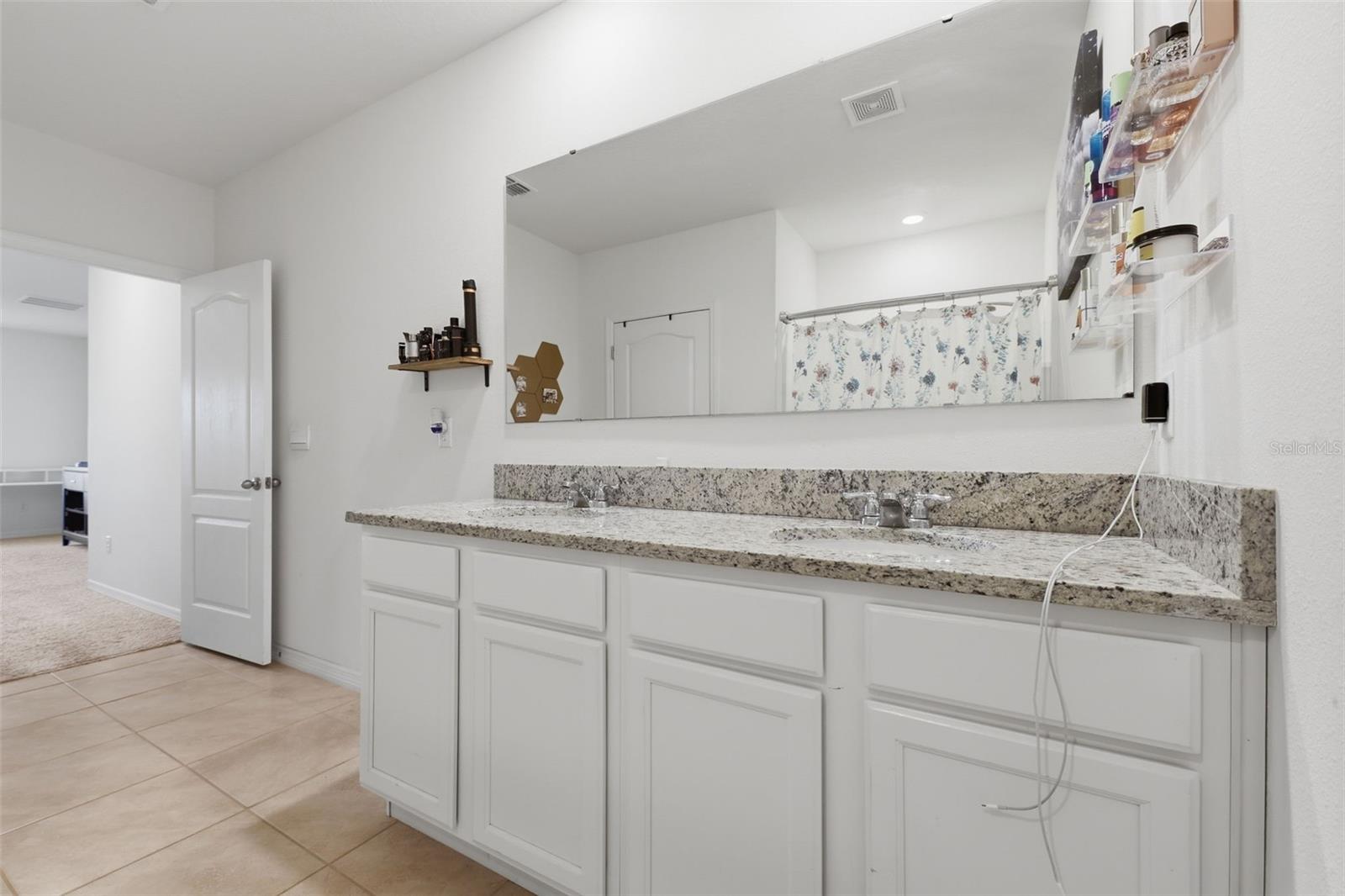 WESTRIDGE PK - Residential