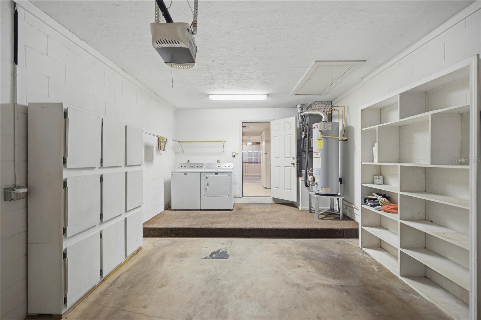 FOX MDW UN 01 REP - Residential