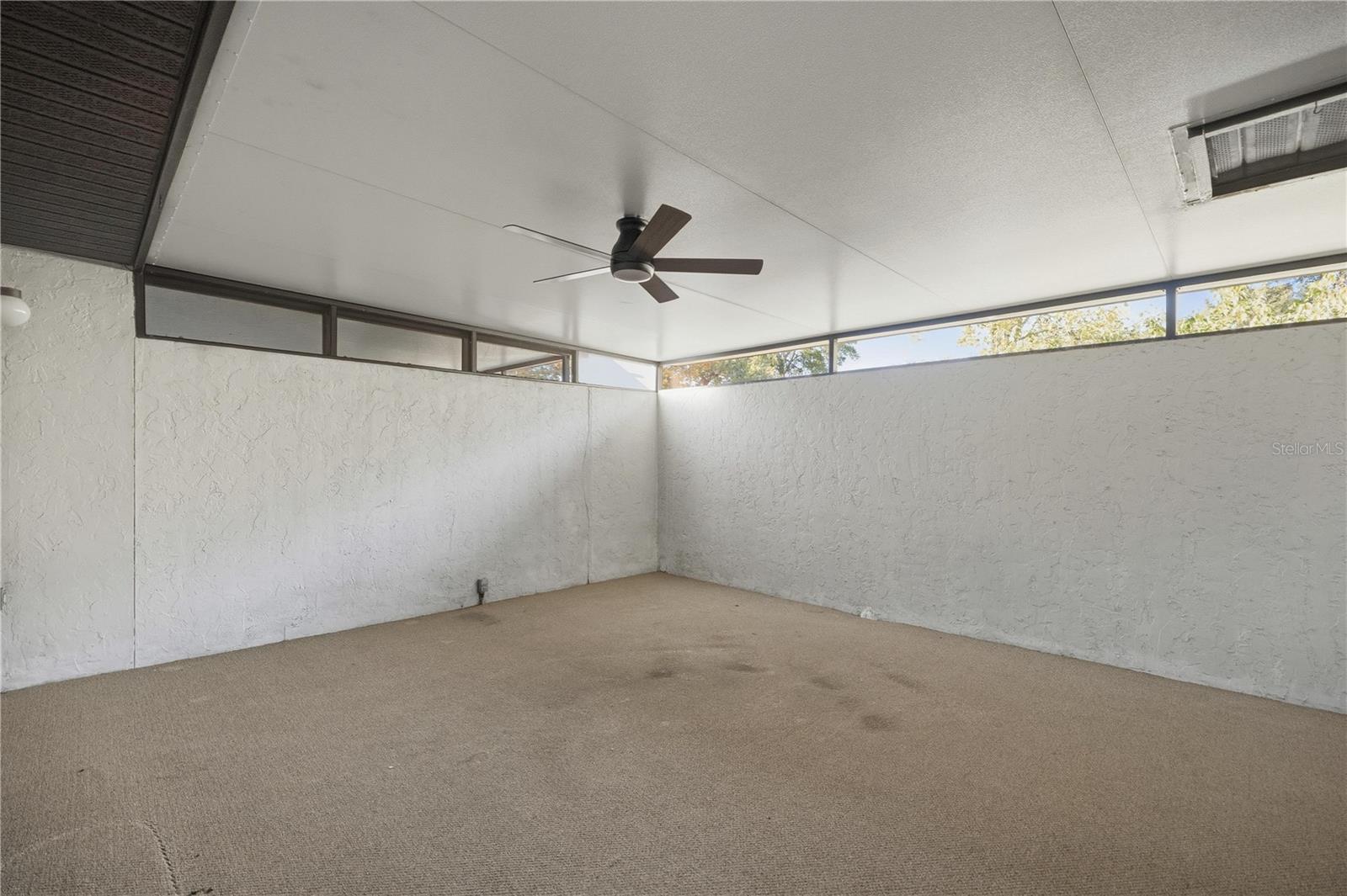 FOX MDW UN 01 REP - Residential