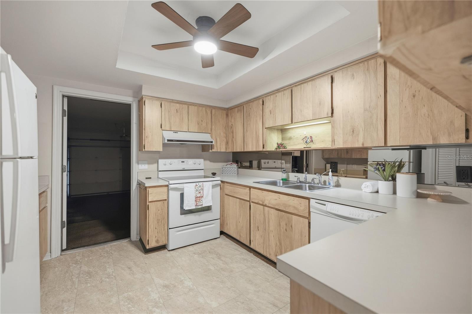 FOX MDW UN 01 REP - Residential