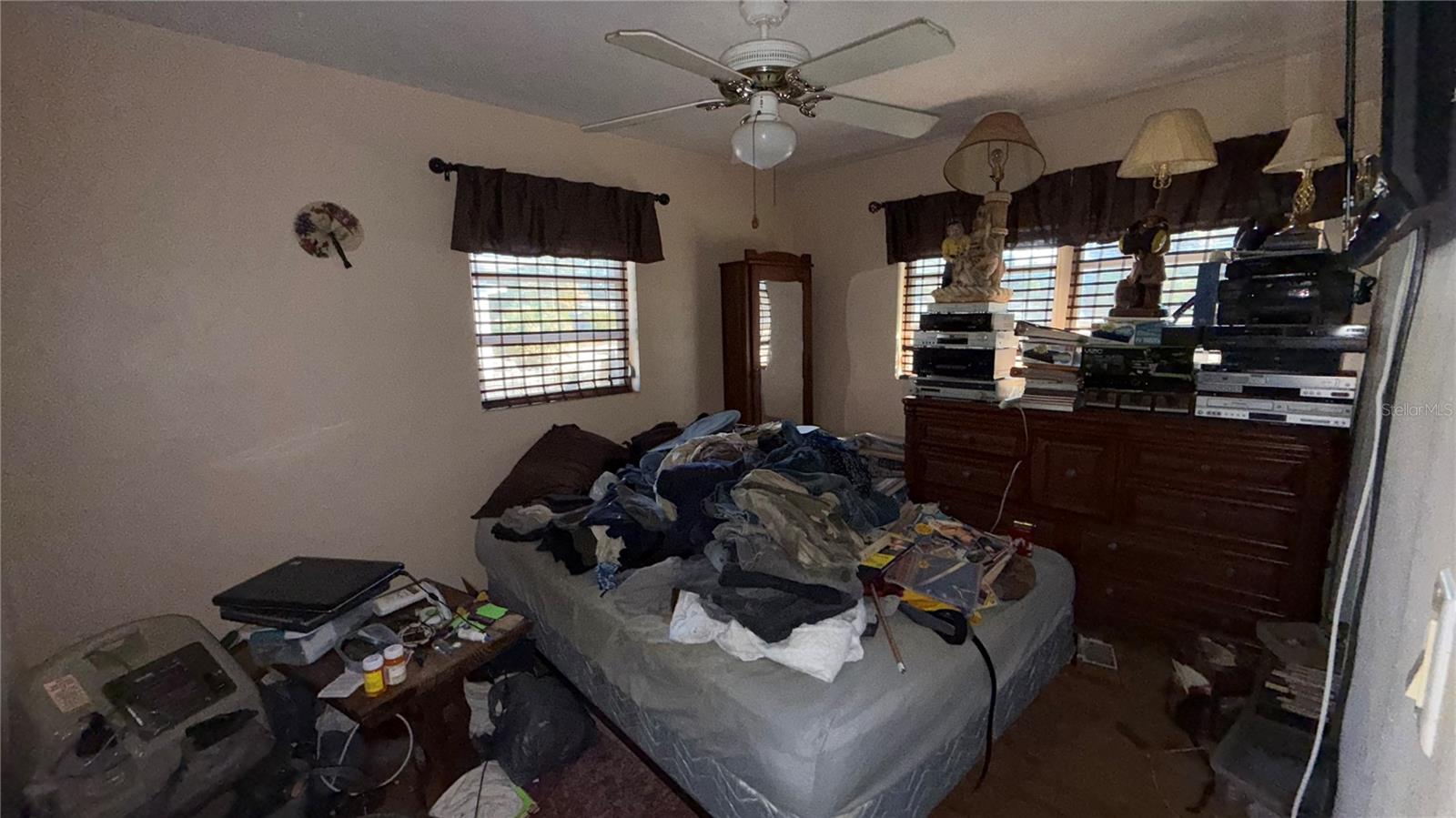 MEADOWBROOK ACRES 1ST ADD - Residential