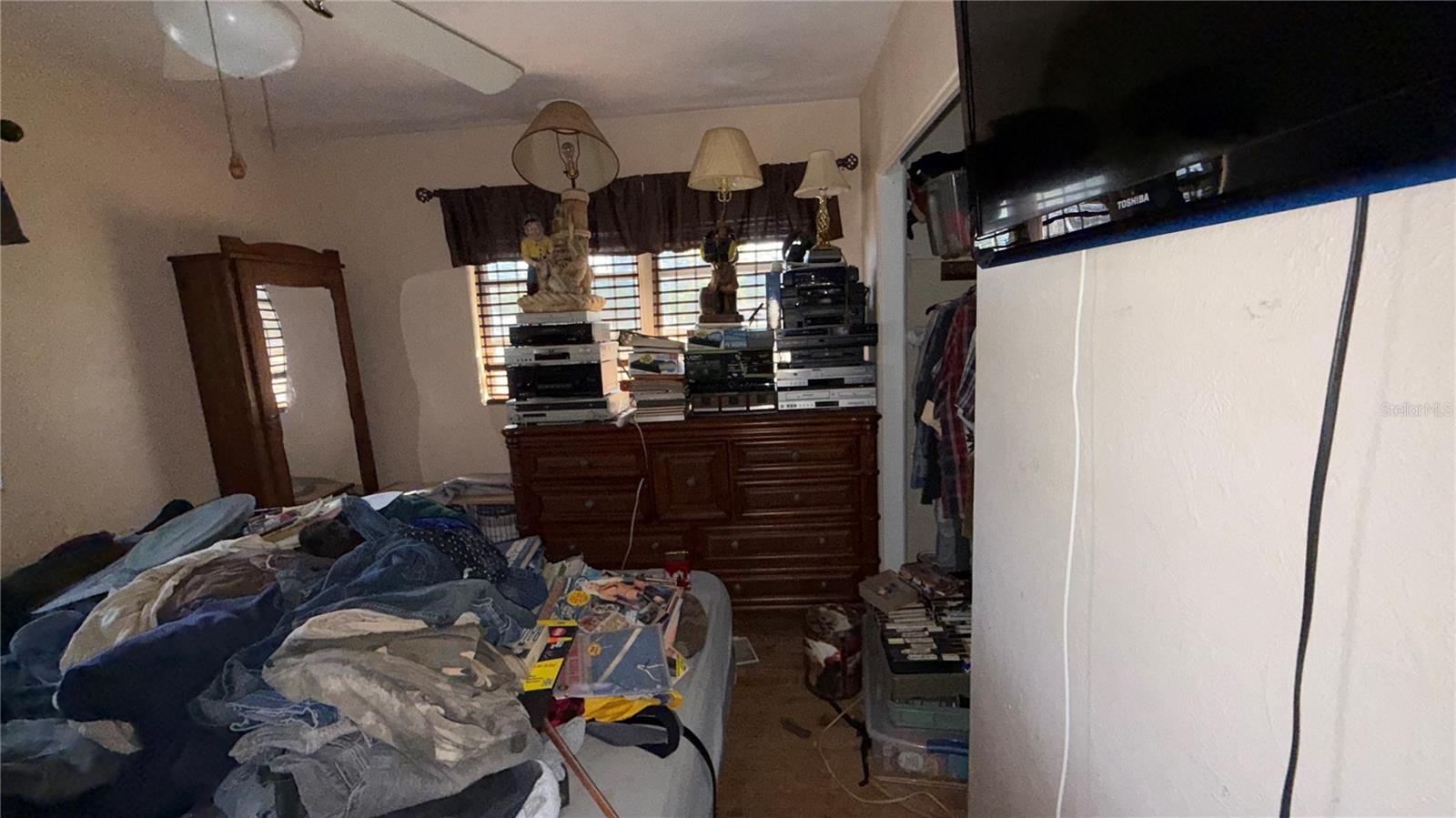 MEADOWBROOK ACRES 1ST ADD - Residential