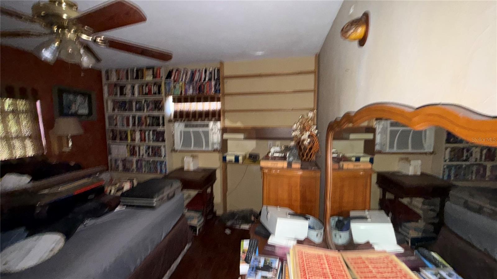 MEADOWBROOK ACRES 1ST ADD - Residential