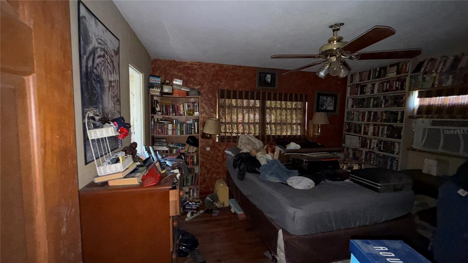 MEADOWBROOK ACRES 1ST ADD - Residential