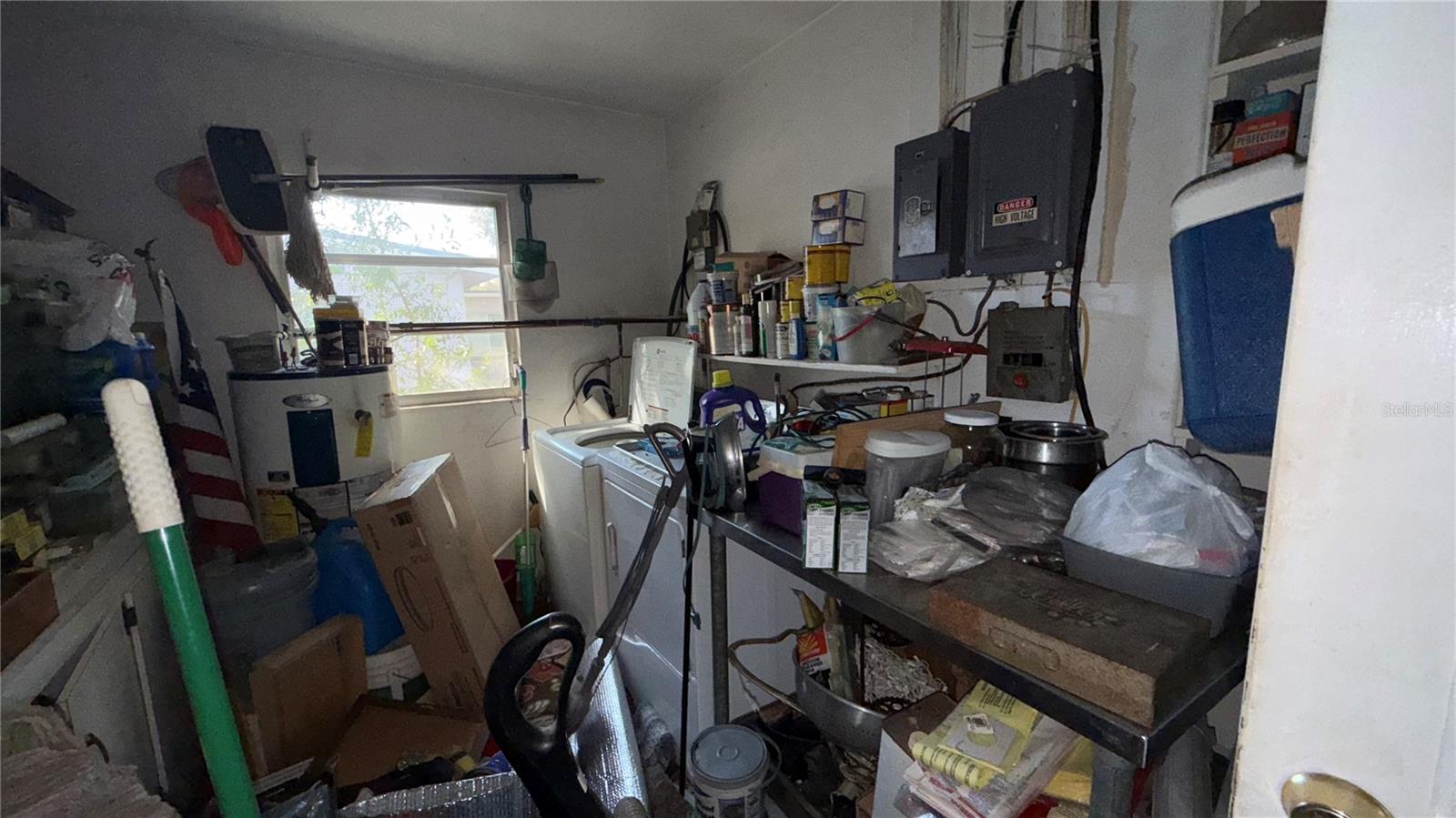 MEADOWBROOK ACRES 1ST ADD - Residential