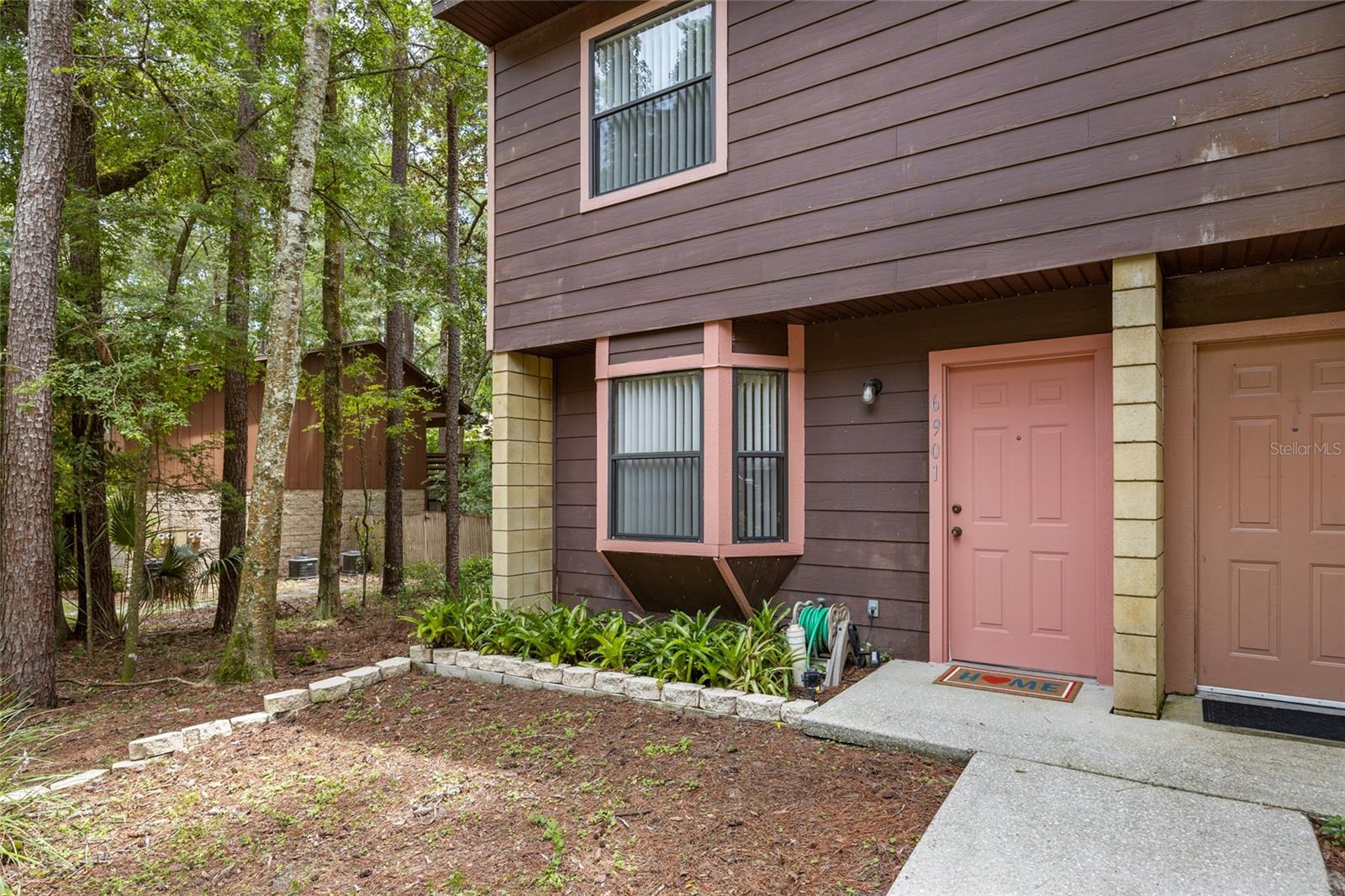 This well-kept, move-in-ready home puts you right where you want to be, close to nearby schools, major medical centers, I-75, and plenty of things to do. The University of Florida, UF Health – Shands, the VA Hospital, Santa Fe College, and I-75 are all just a short drive away. Plus, Kanapaha Veterans Park is right down the street, offering green space, walking paths, and recreational activities for all interests. Inside, you’ll find a roomy layout, a convenient half bath downstairs, and a freshly painted interior that makes moving in a breeze. With so much to offer at this price, why wait? Schedule your showing today!