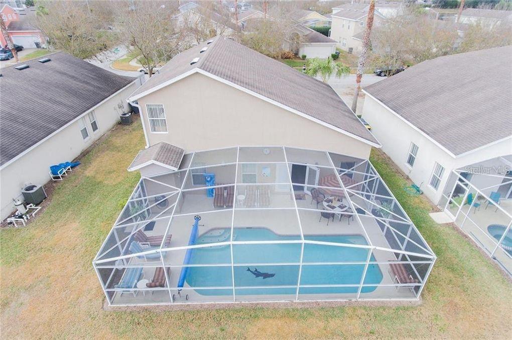 HAMPTON ESTATES - Residential