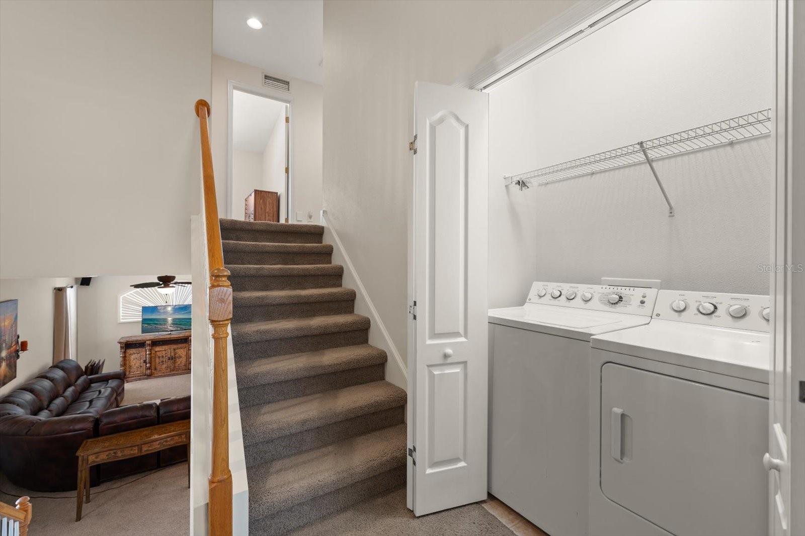 SUN KETCH TWNHMS AT LAKE AVE - Residential