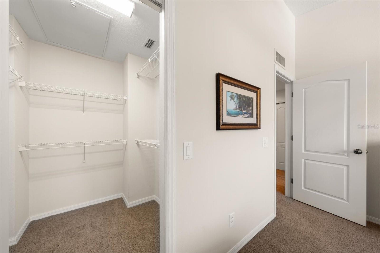 SUN KETCH TWNHMS AT LAKE AVE - Residential